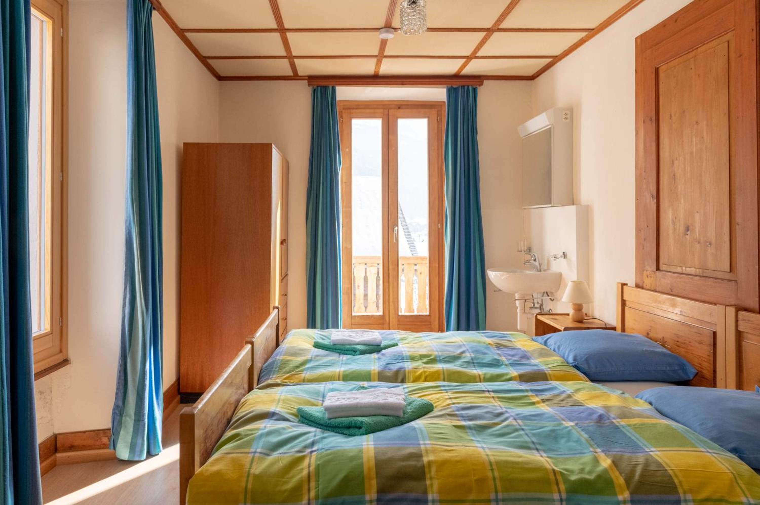 Twin Room with Shared Toilet