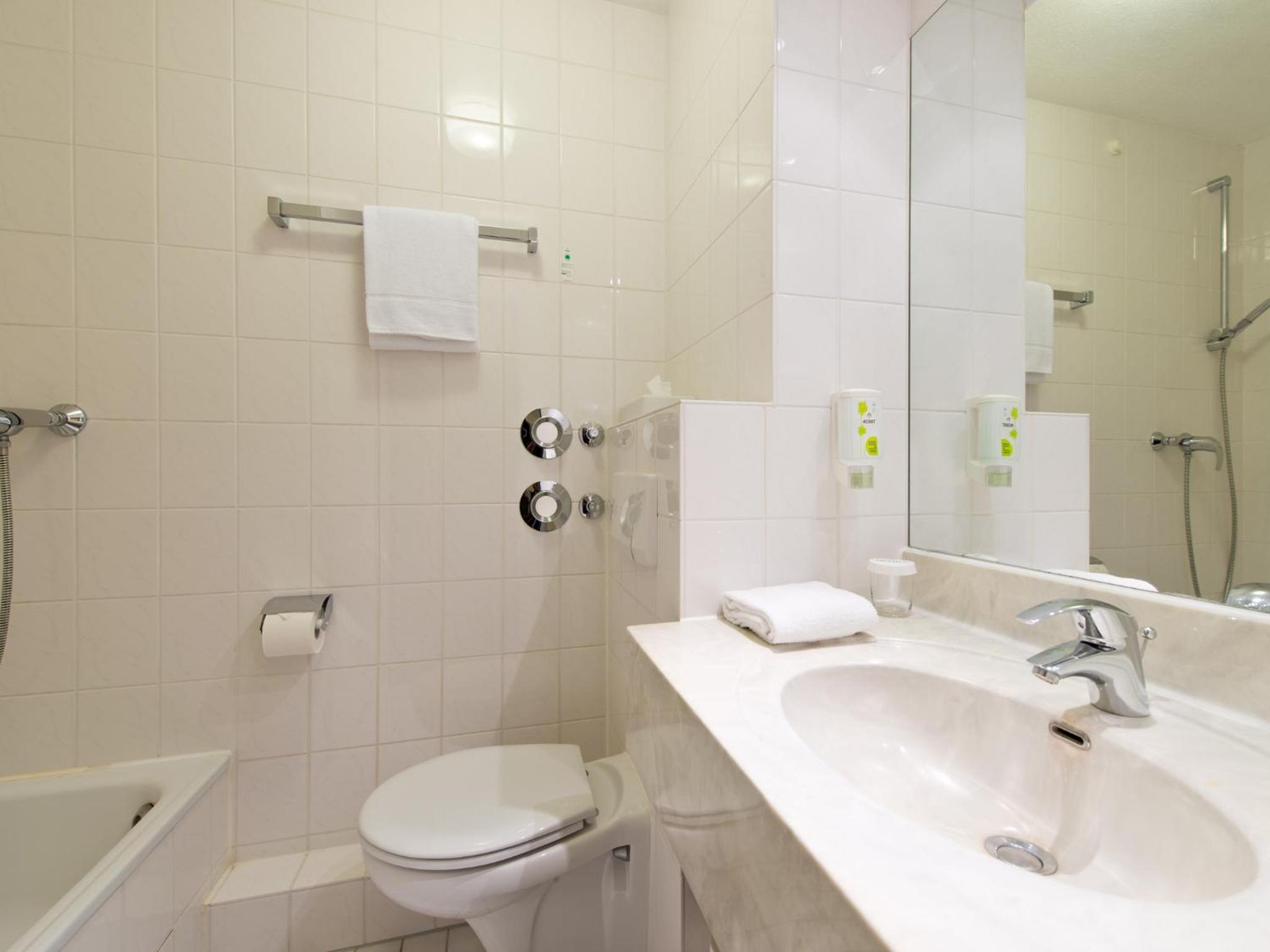 Superior Twin Room - Photo 6