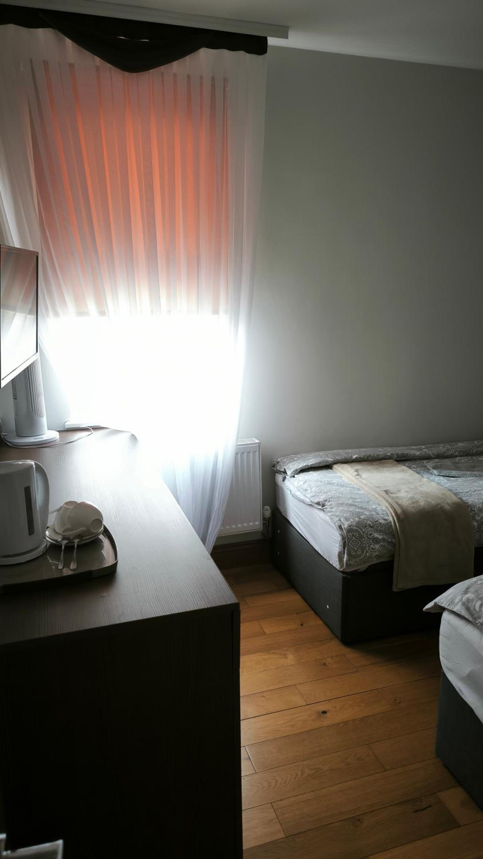 Deluxe Family Room photo 3
