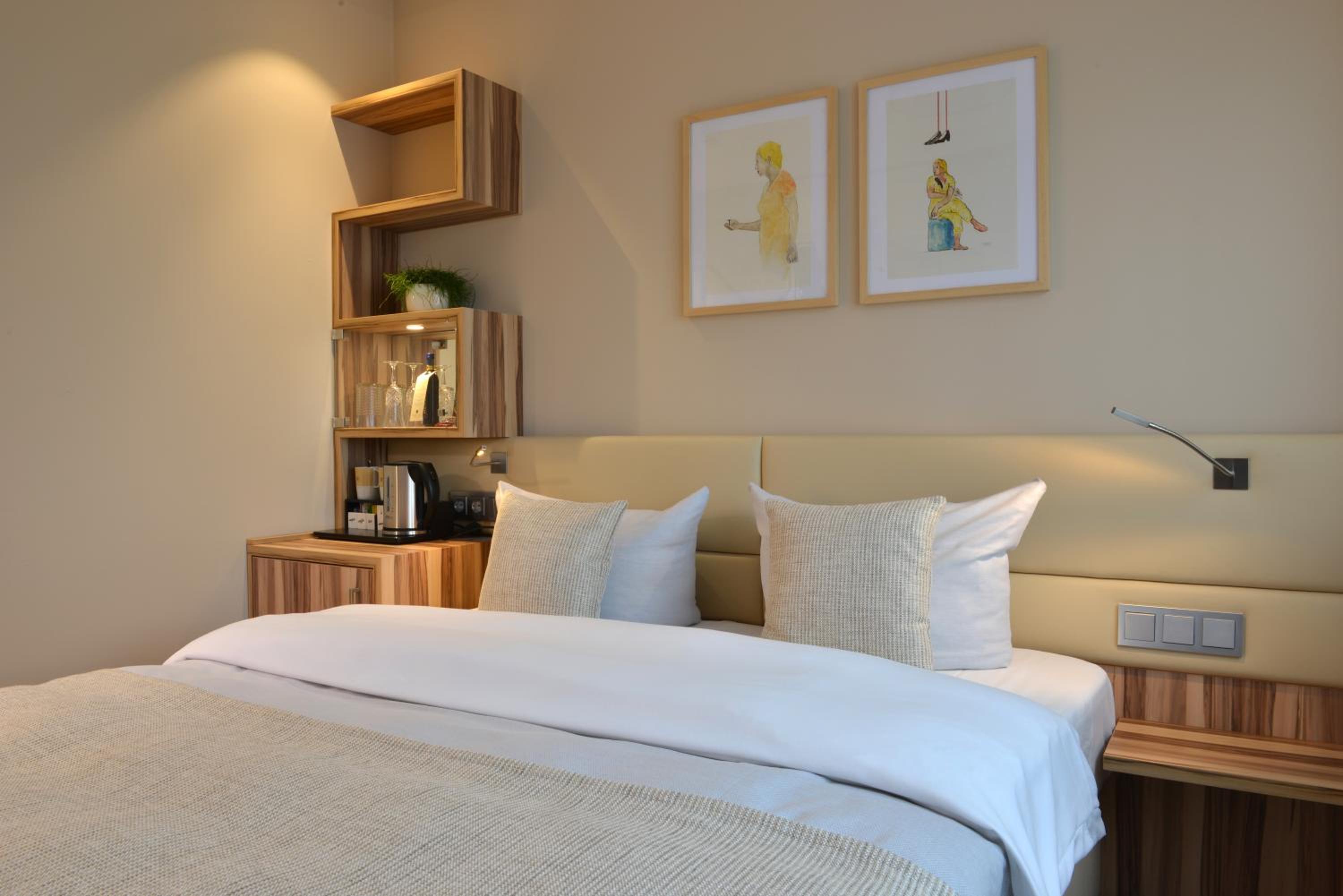 Double Room - Photo 3