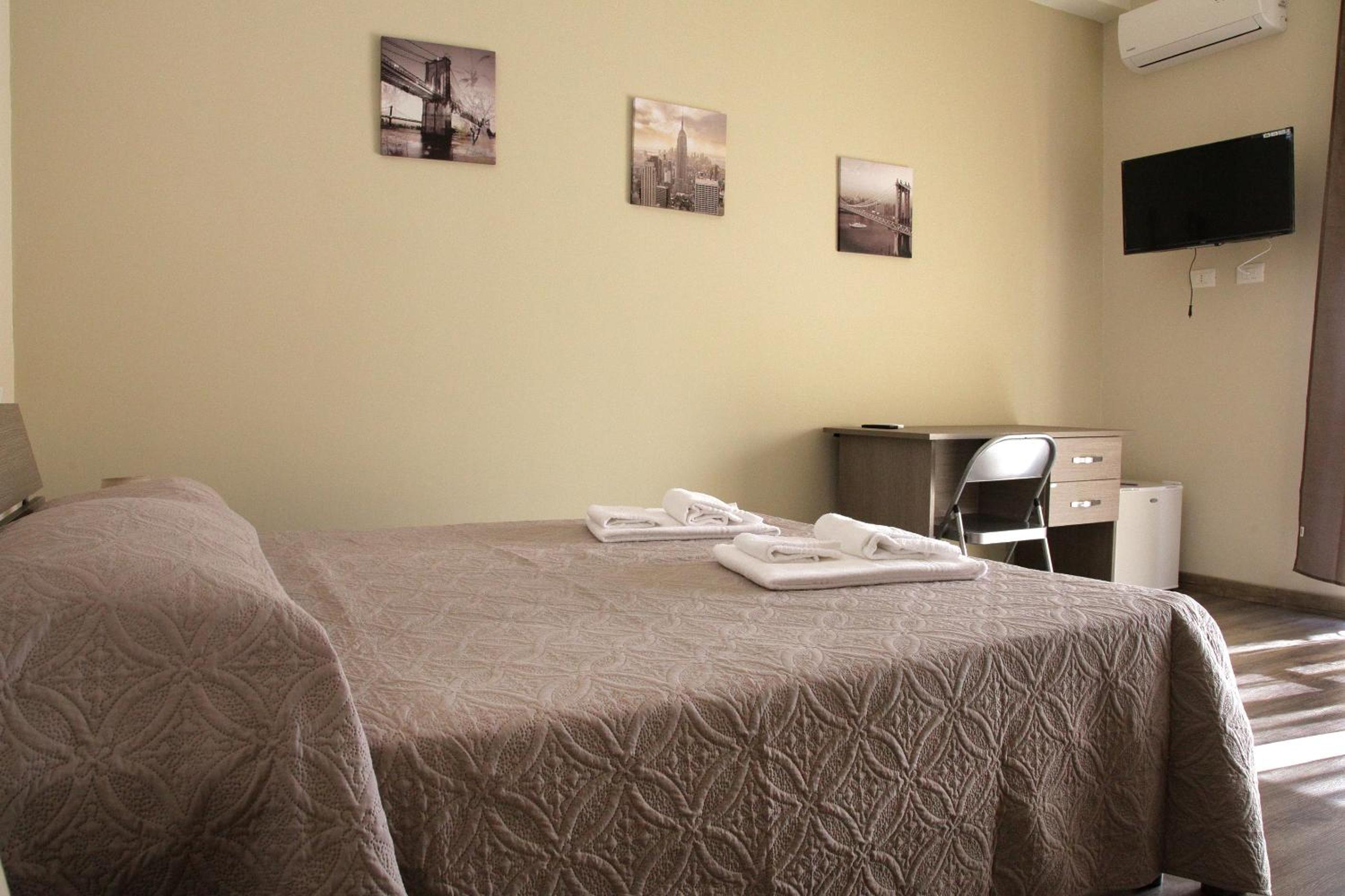 Single Room photo 3