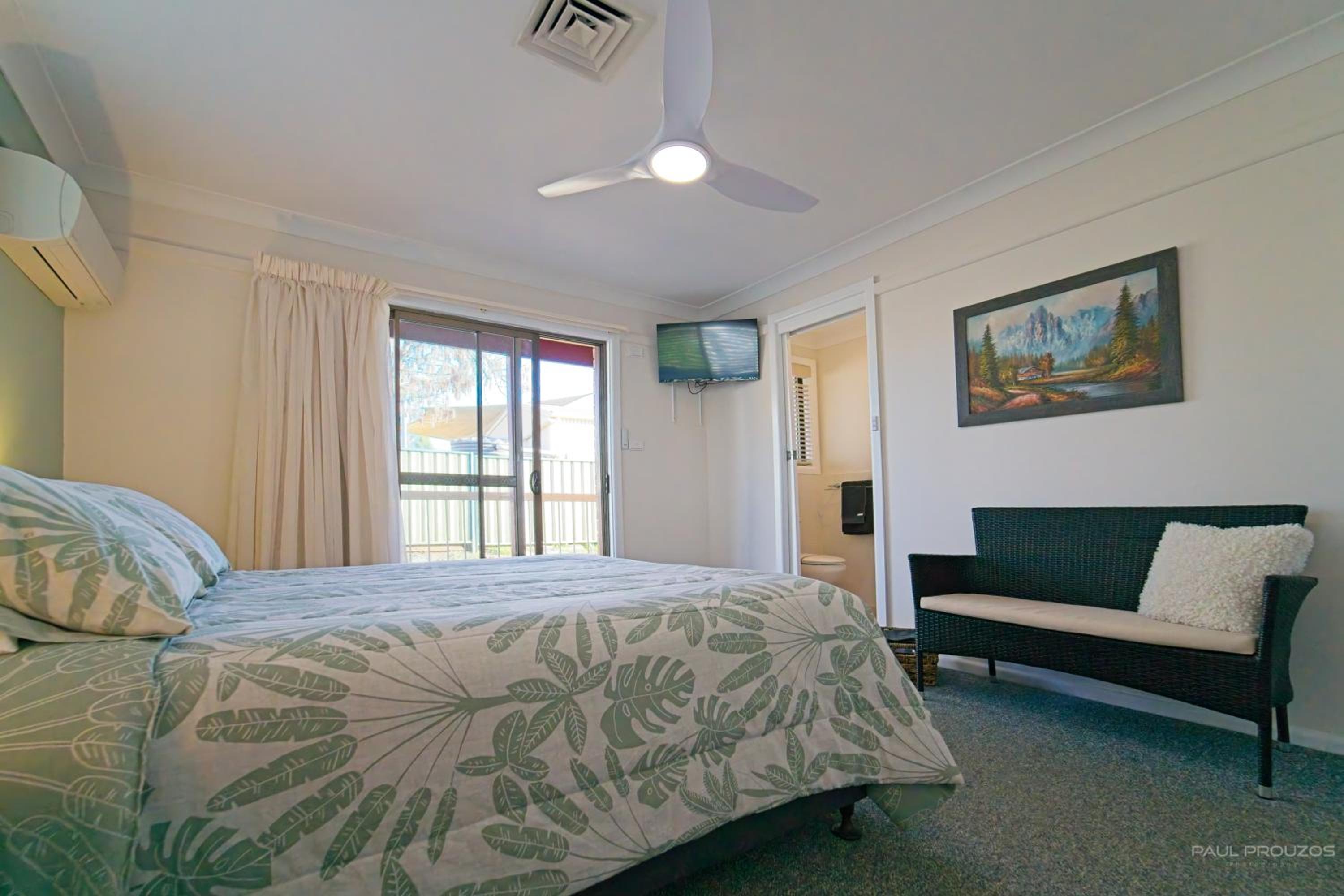 Deluxe Triple Room photo 2
