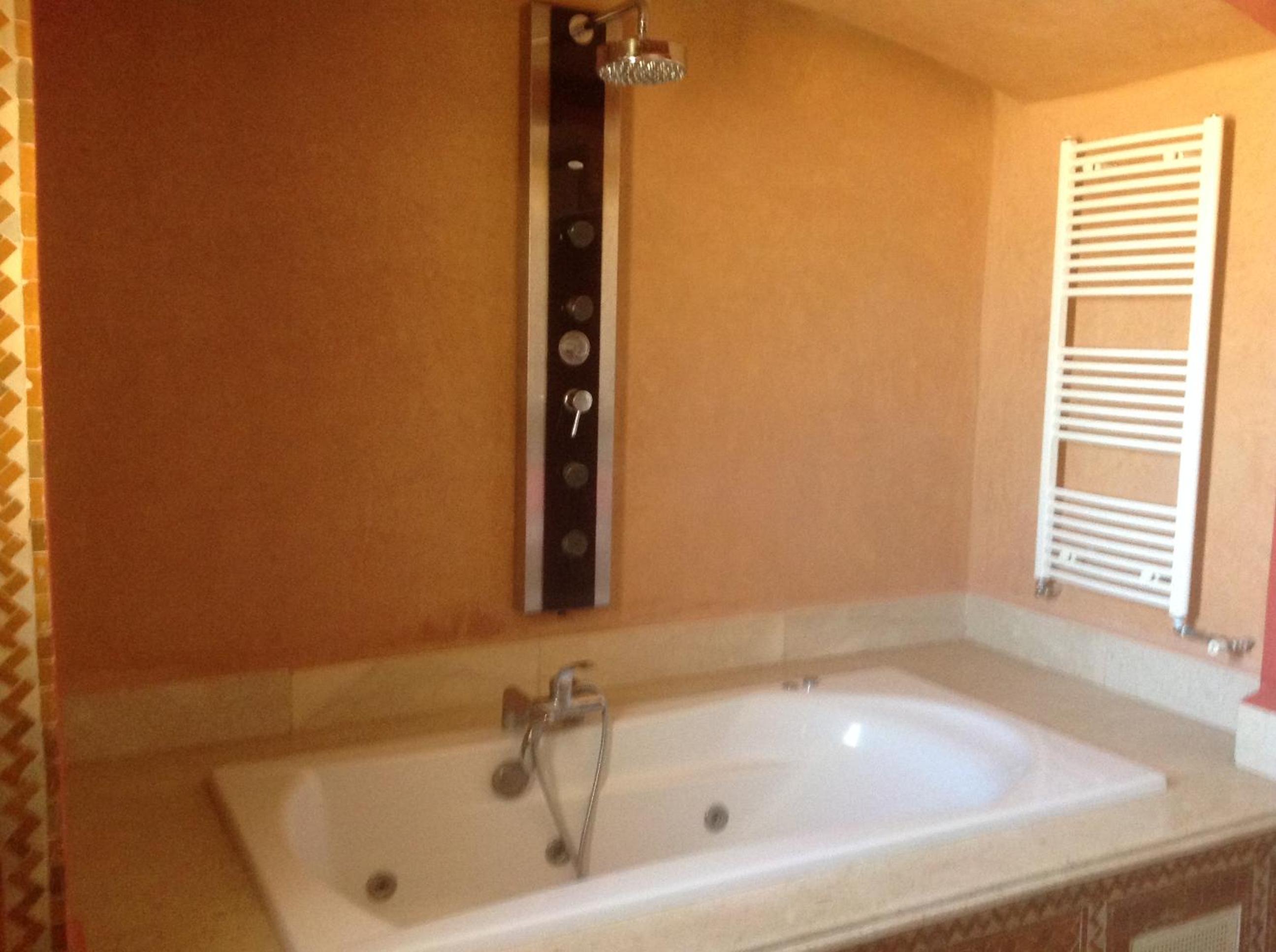 Double Room - Photo 19