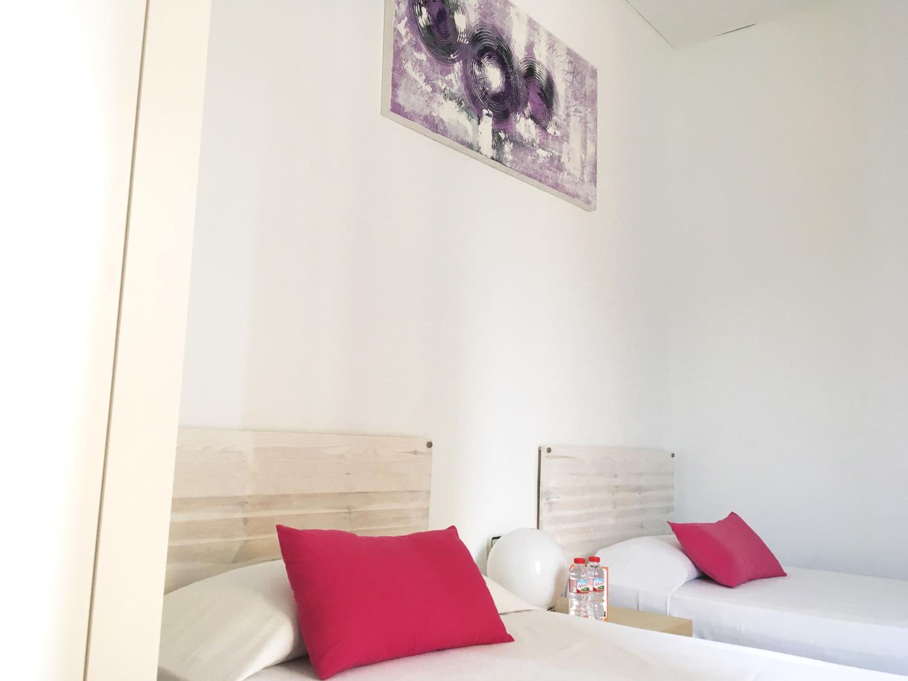 Habitación Doble con Baño Compartido y Ducha Privada