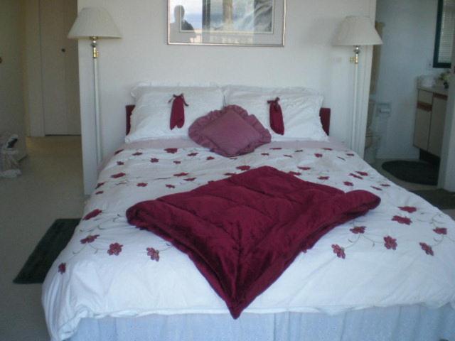 Queen Room with Sea View photo 2