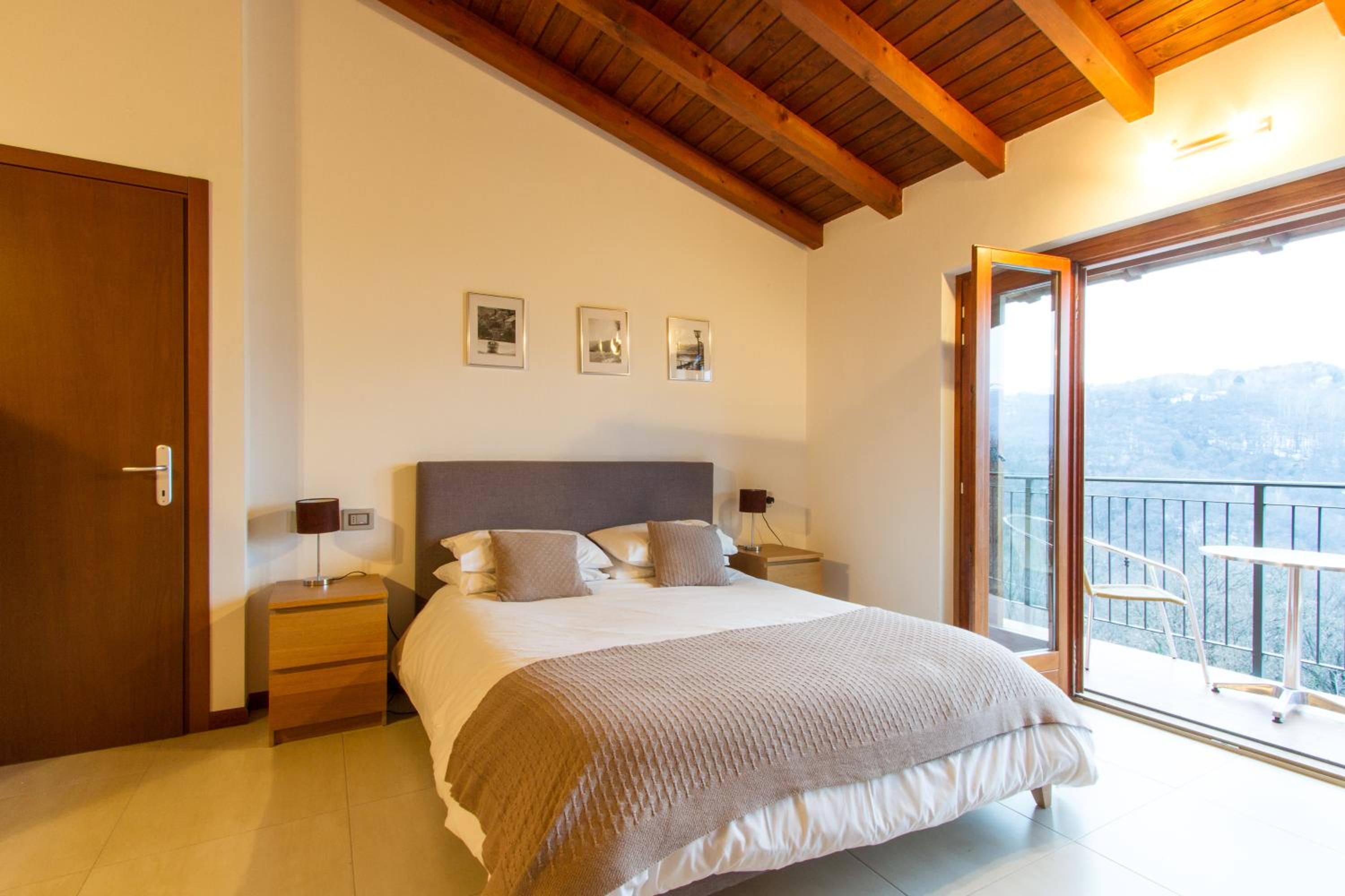 Three-Bedroom Villa photo 1