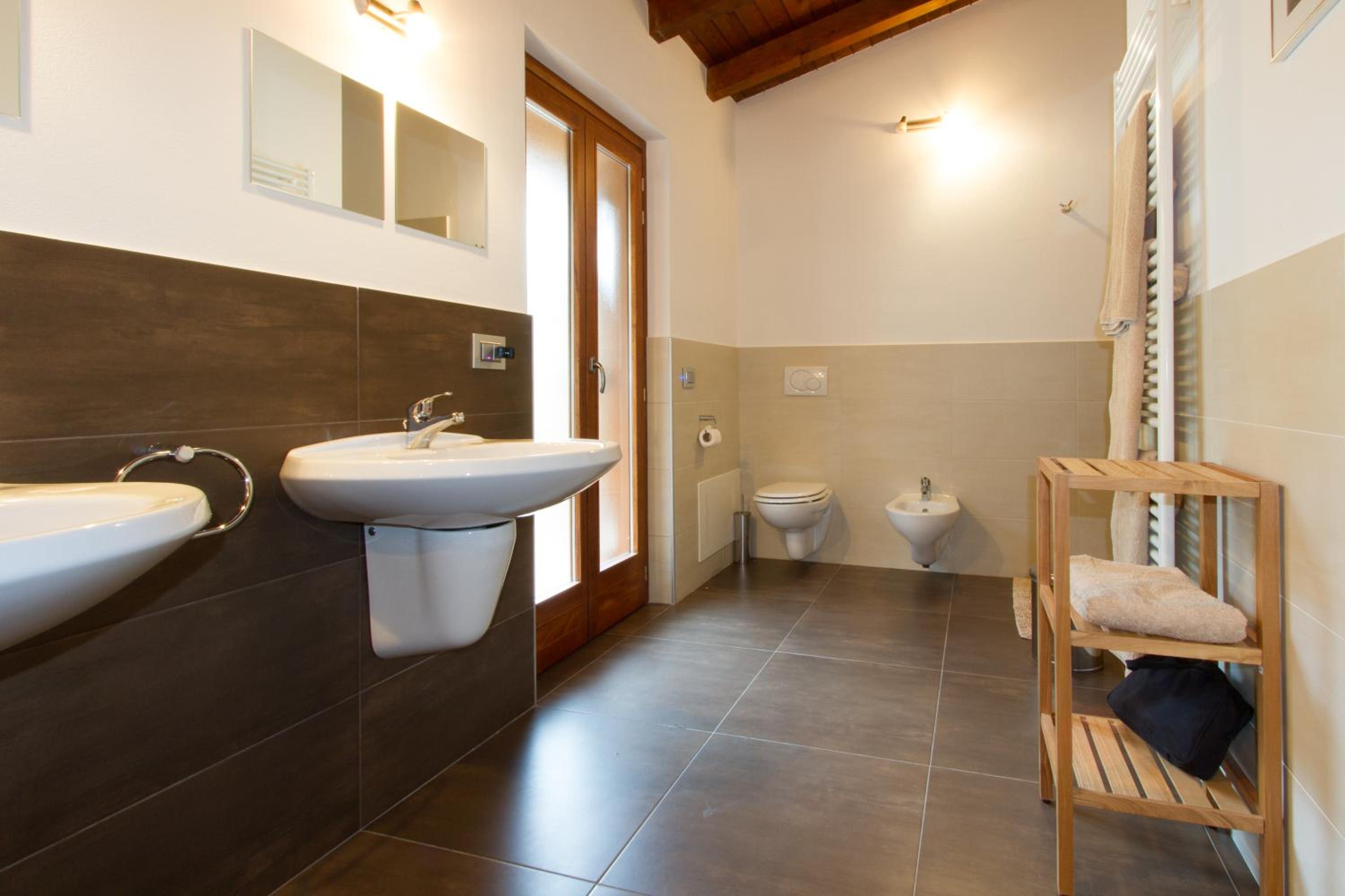 Three-Bedroom Villa photo 2