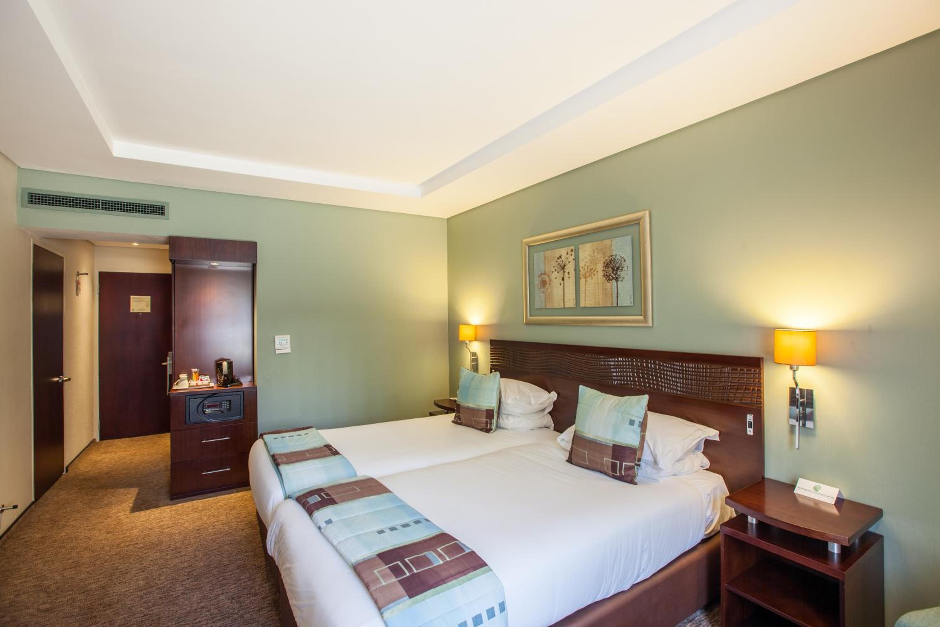 Twin Room - Non-Smoking