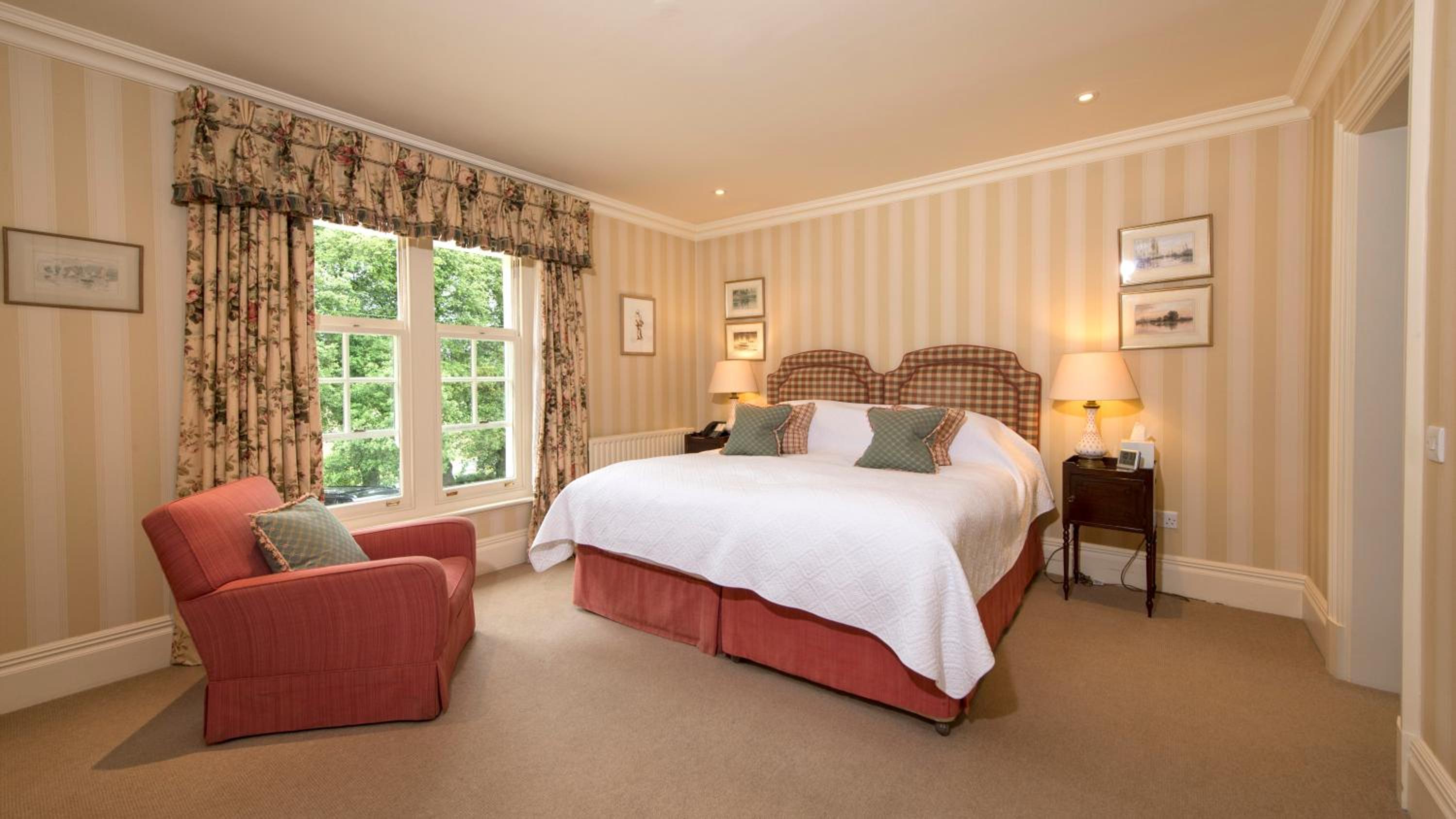 Standard Double Room - Photo 4