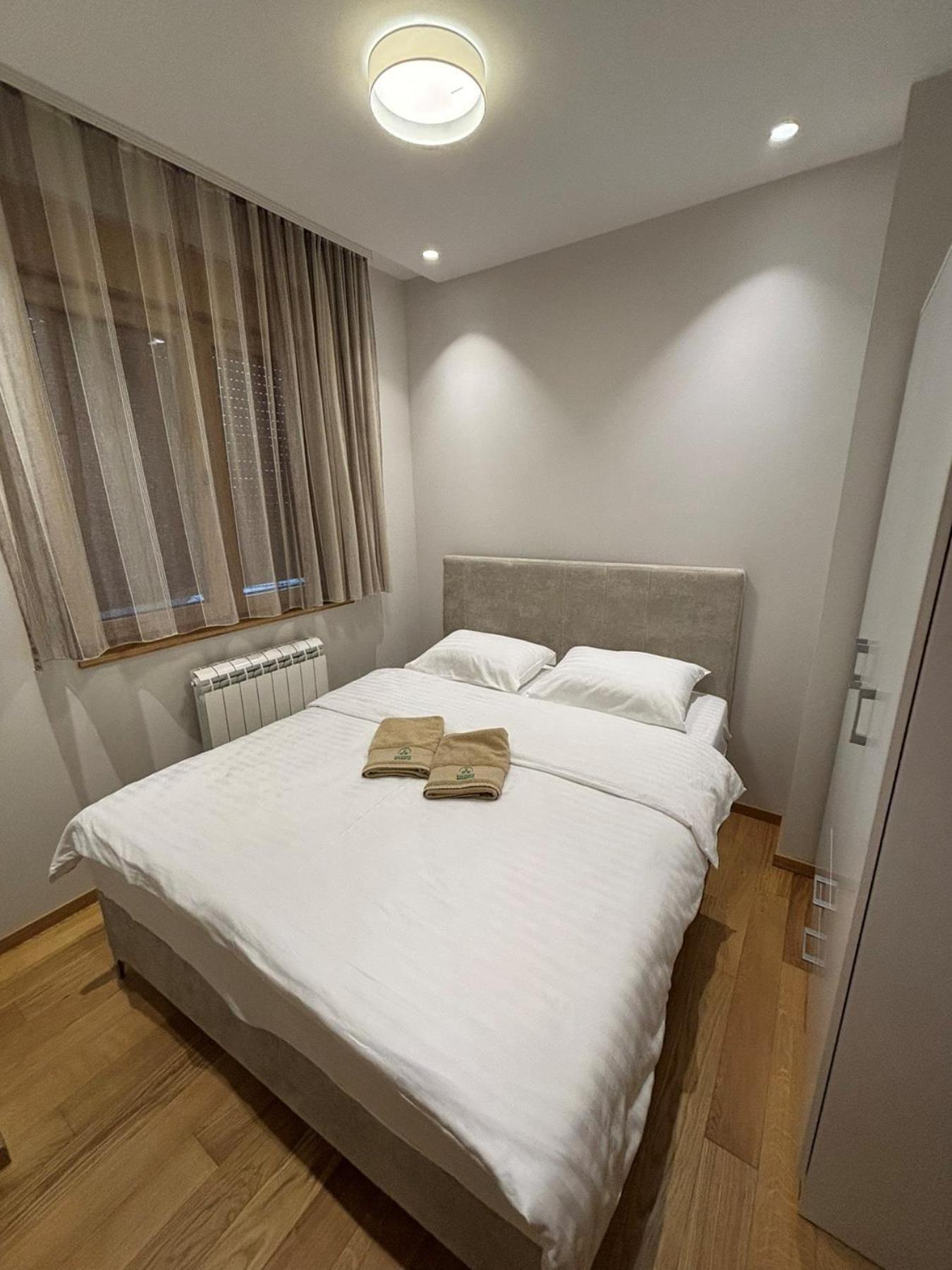 Apartment with City View photo 3