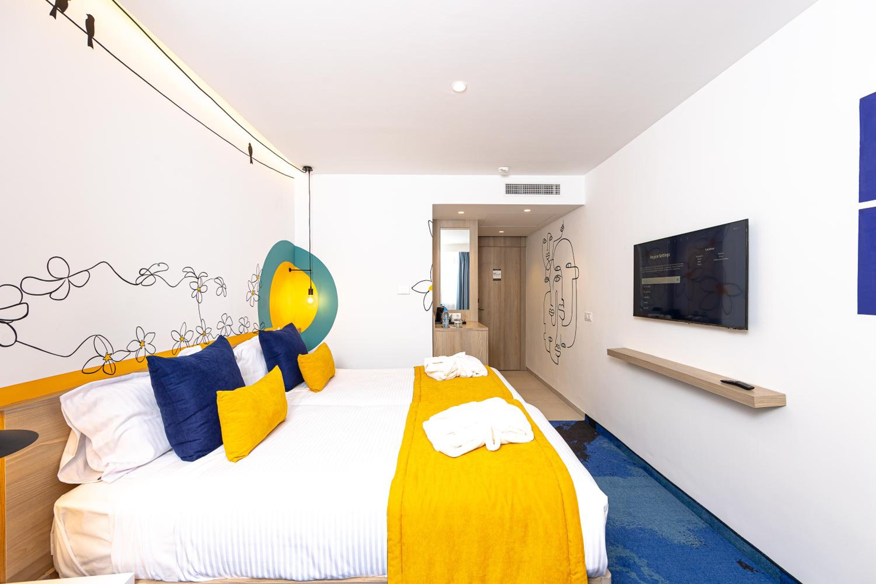 Triple Room with Terrace photo 3