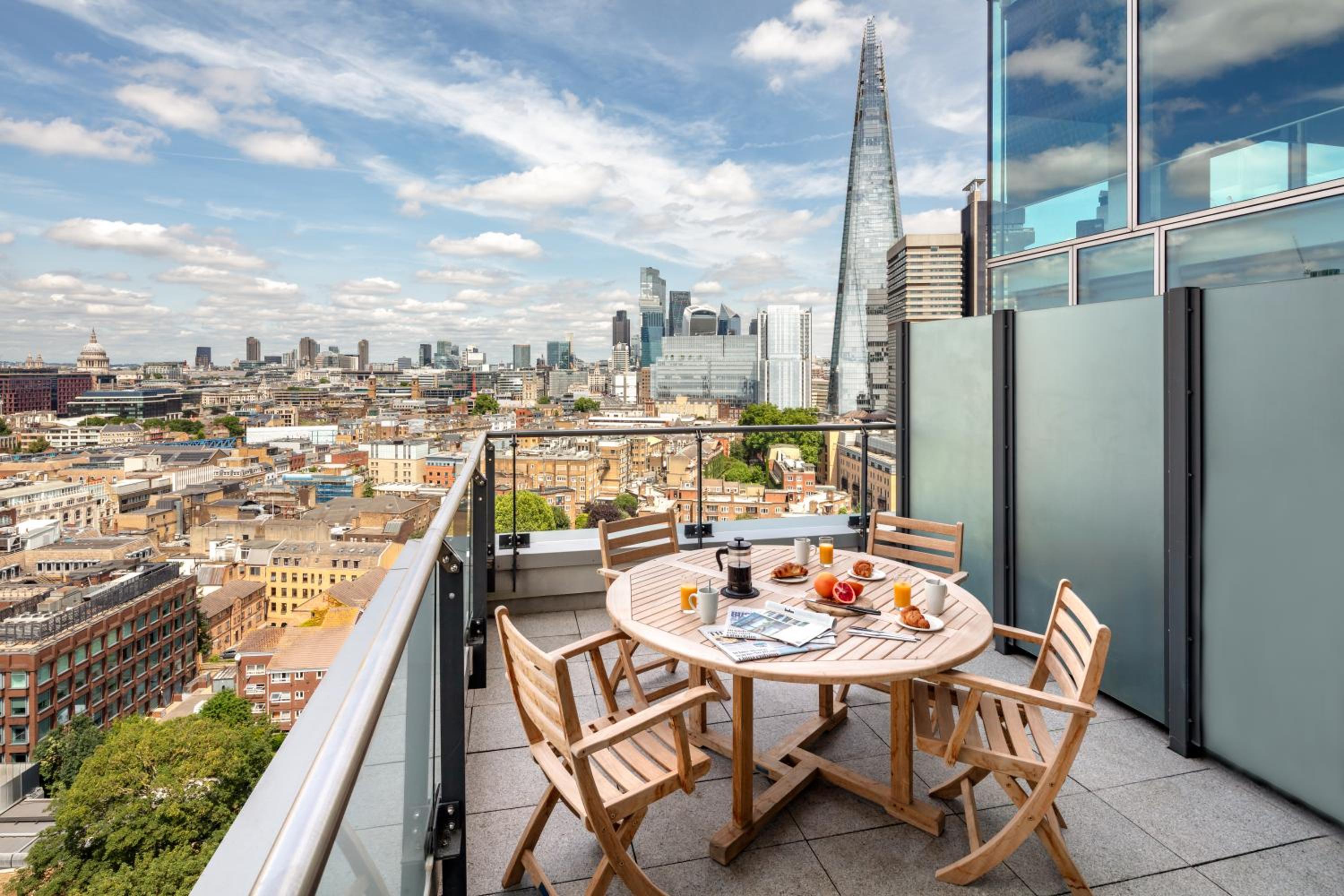 Penthouse Apartment photo 3