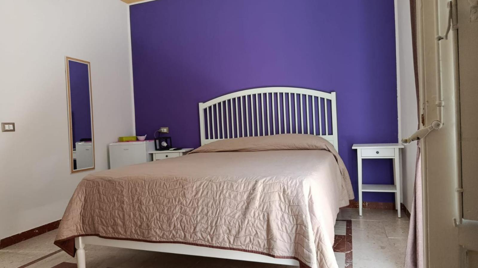 Economy Quadruple Room with Shared Bathroom