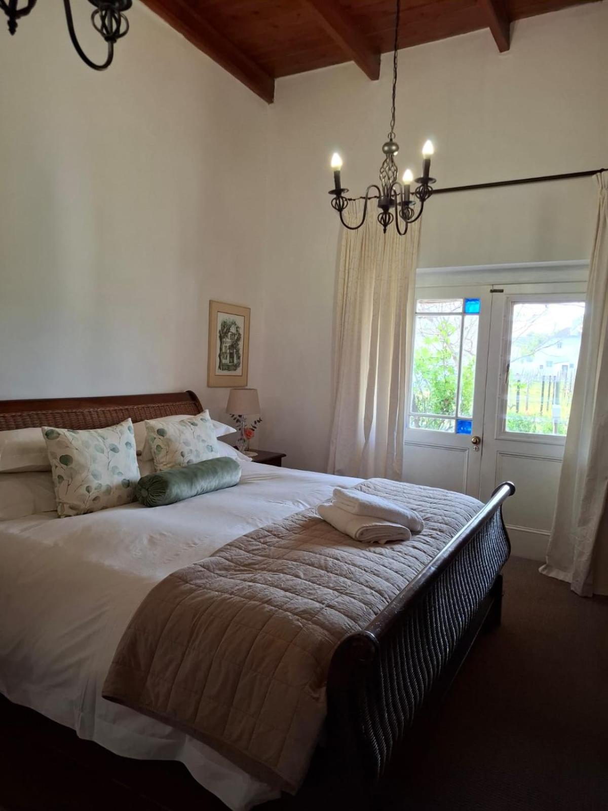 King Room with Garden View photo 3