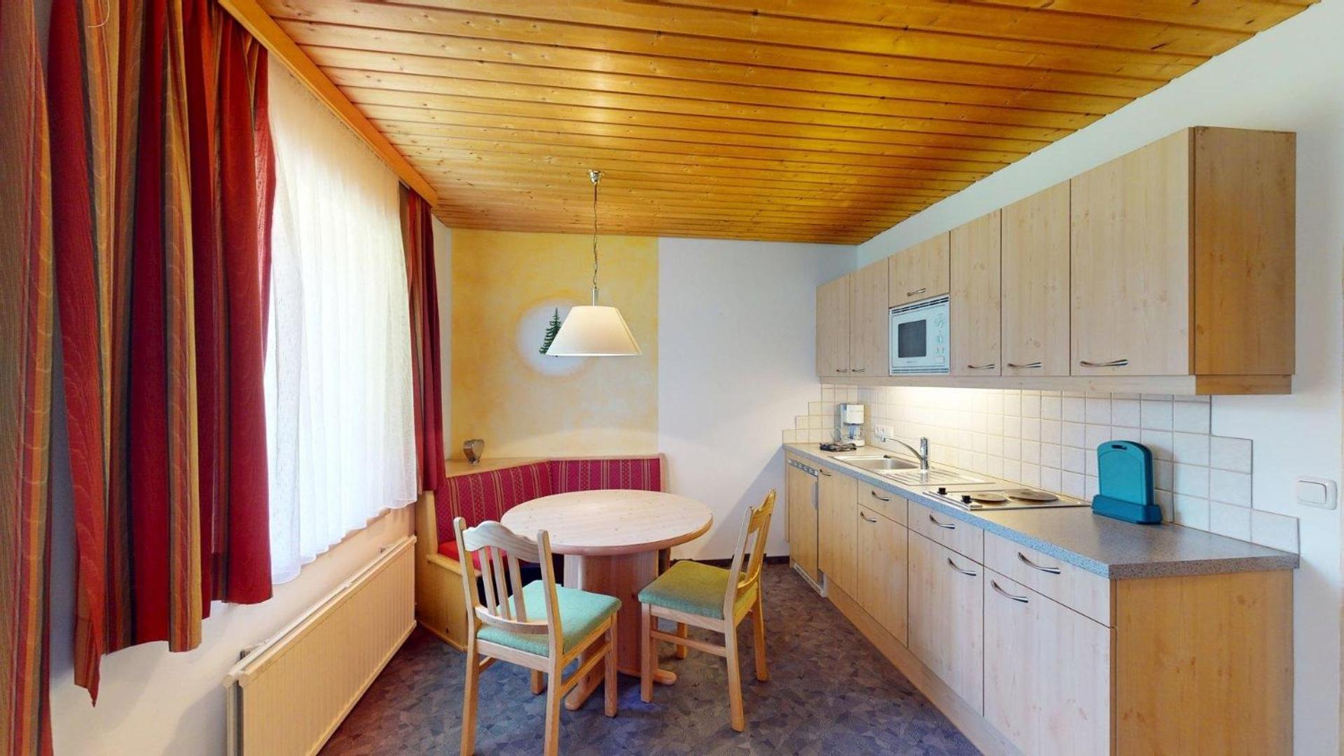 One-Bedroom Apartment with Balcony photo 2
