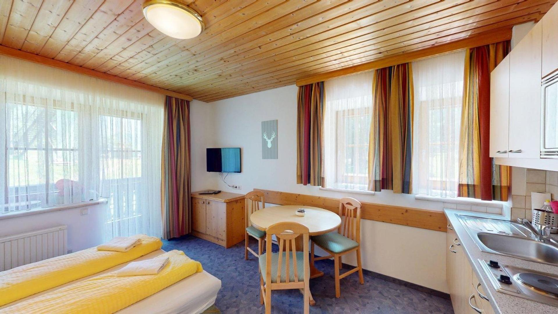 One-Bedroom Apartment with Balcony photo 3