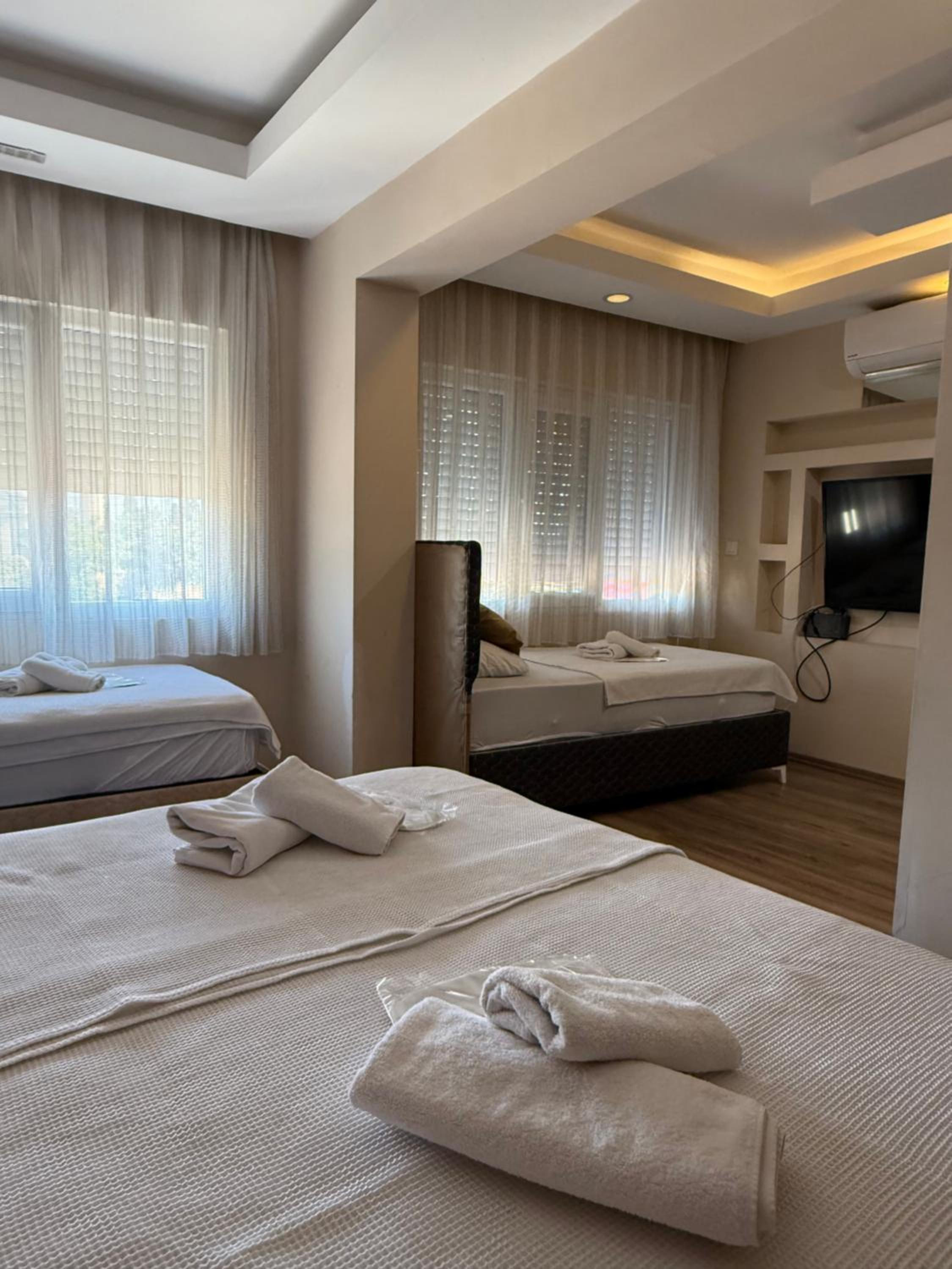 Luxury Quadruple Room