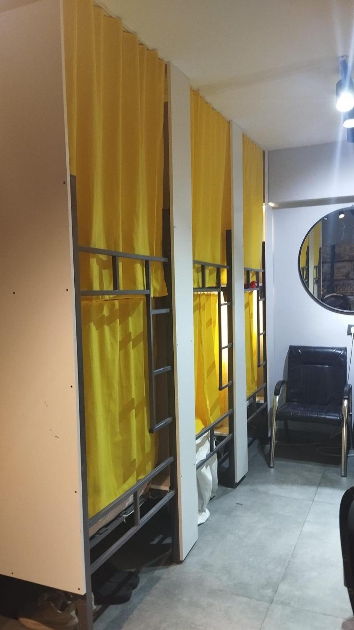 6-Bed Mixed Dormitory Room photo 1