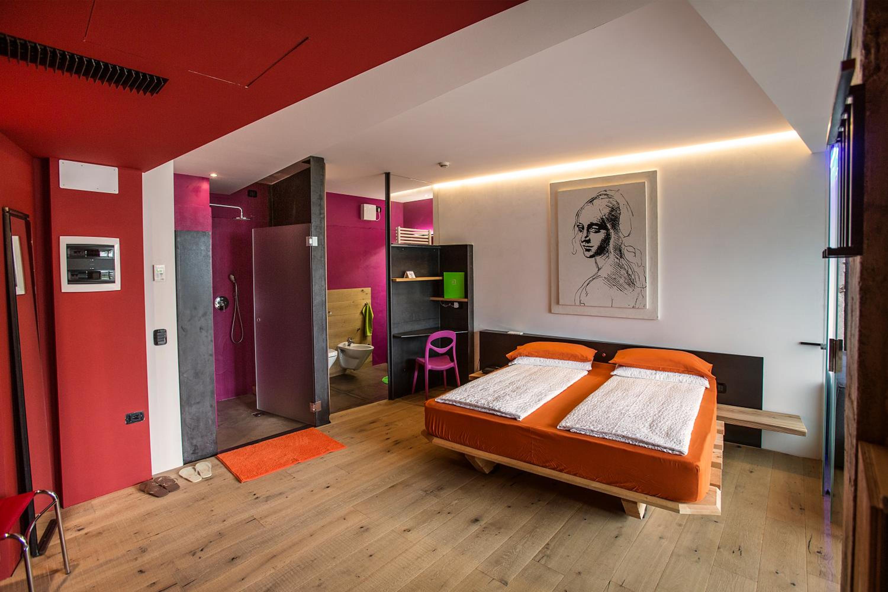Suite with Garden - Photo 14
