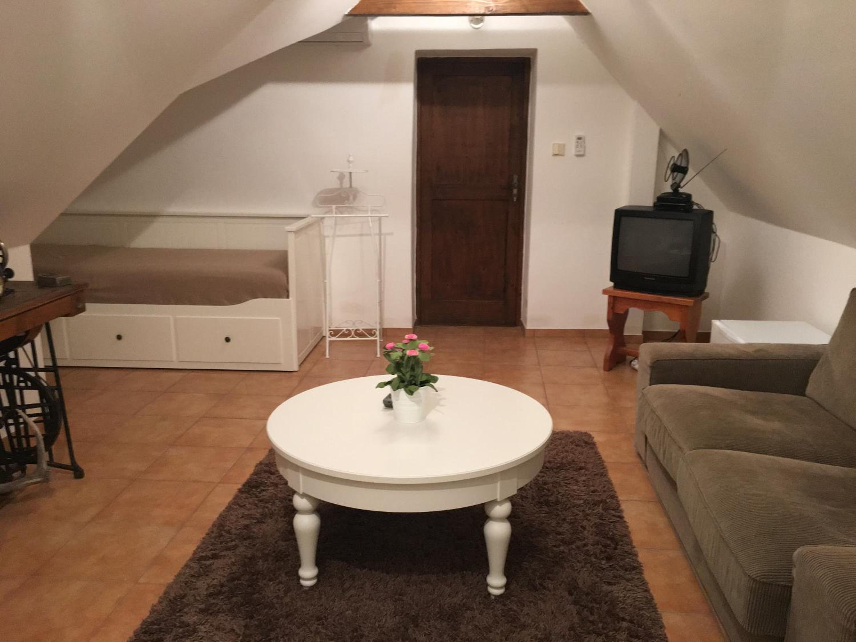 Family Room photo 2