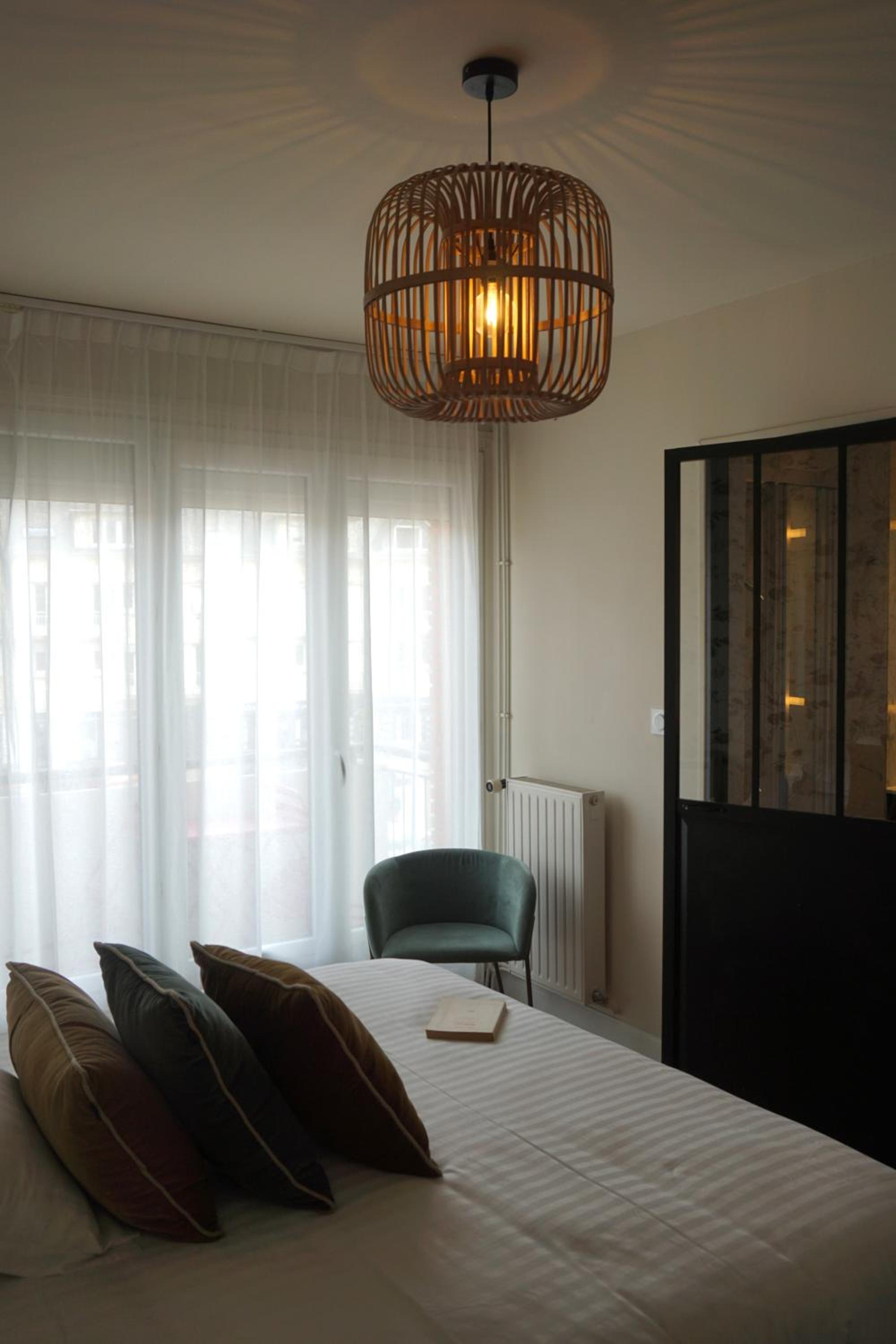 Grand Comfort Room