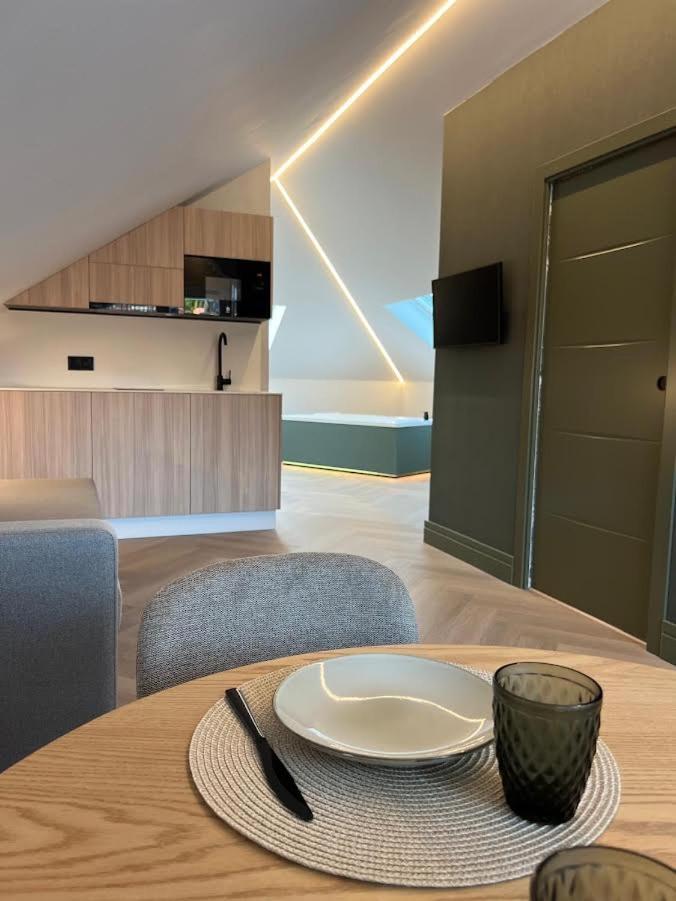 Deluxe Suite with Spa Bath photo 2