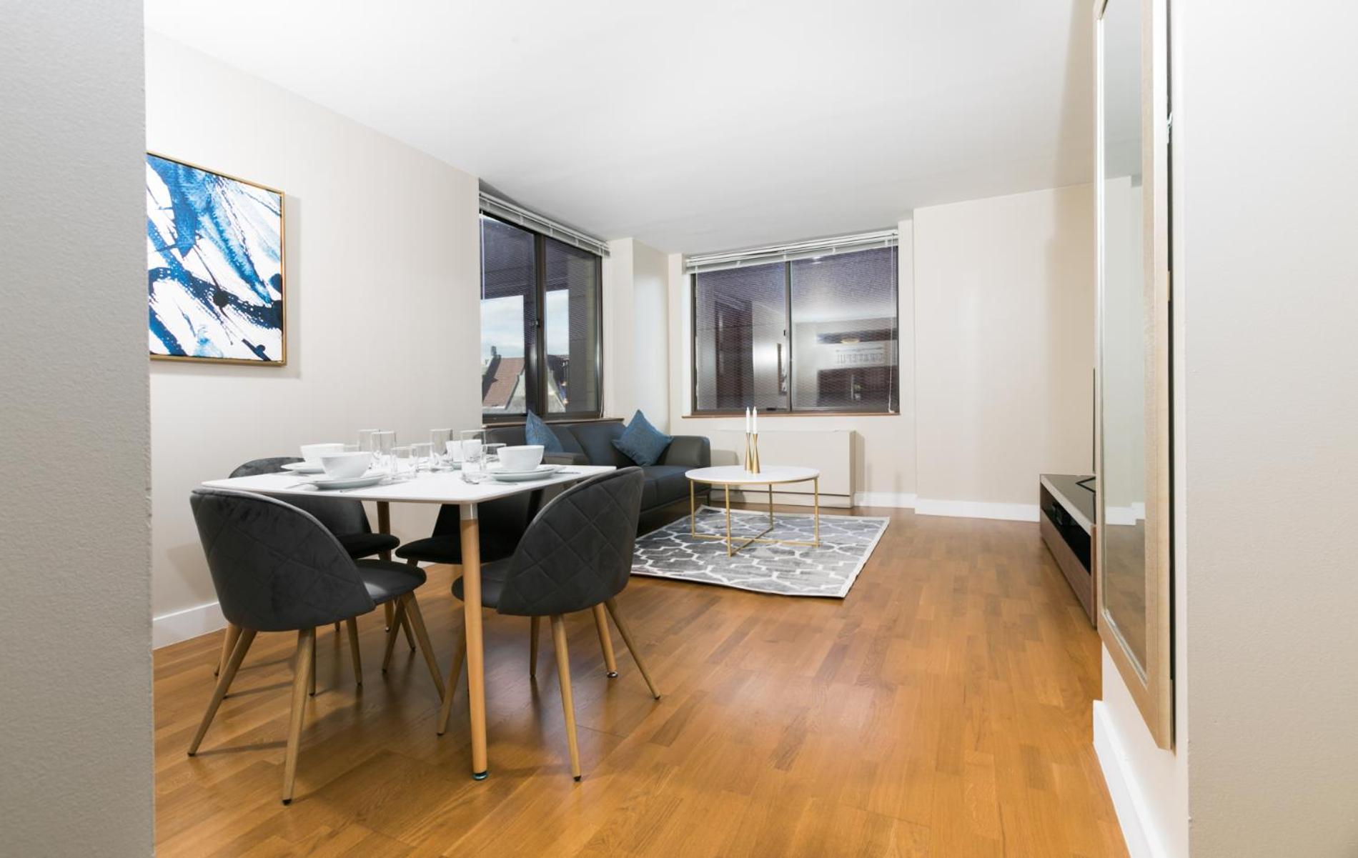 Apartment photo 1
