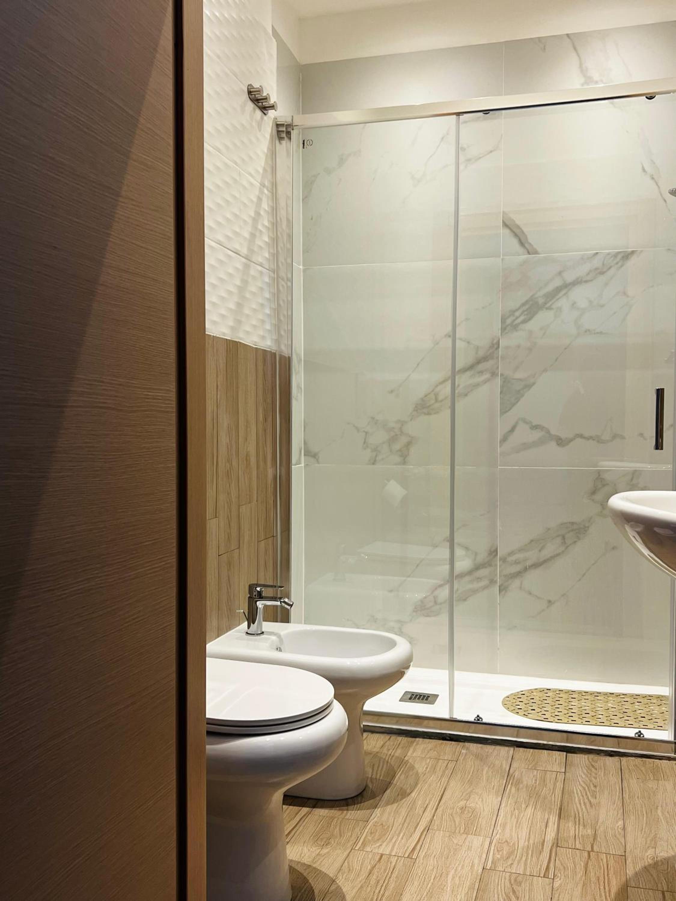 Double Room with Private Bathroom photo 3