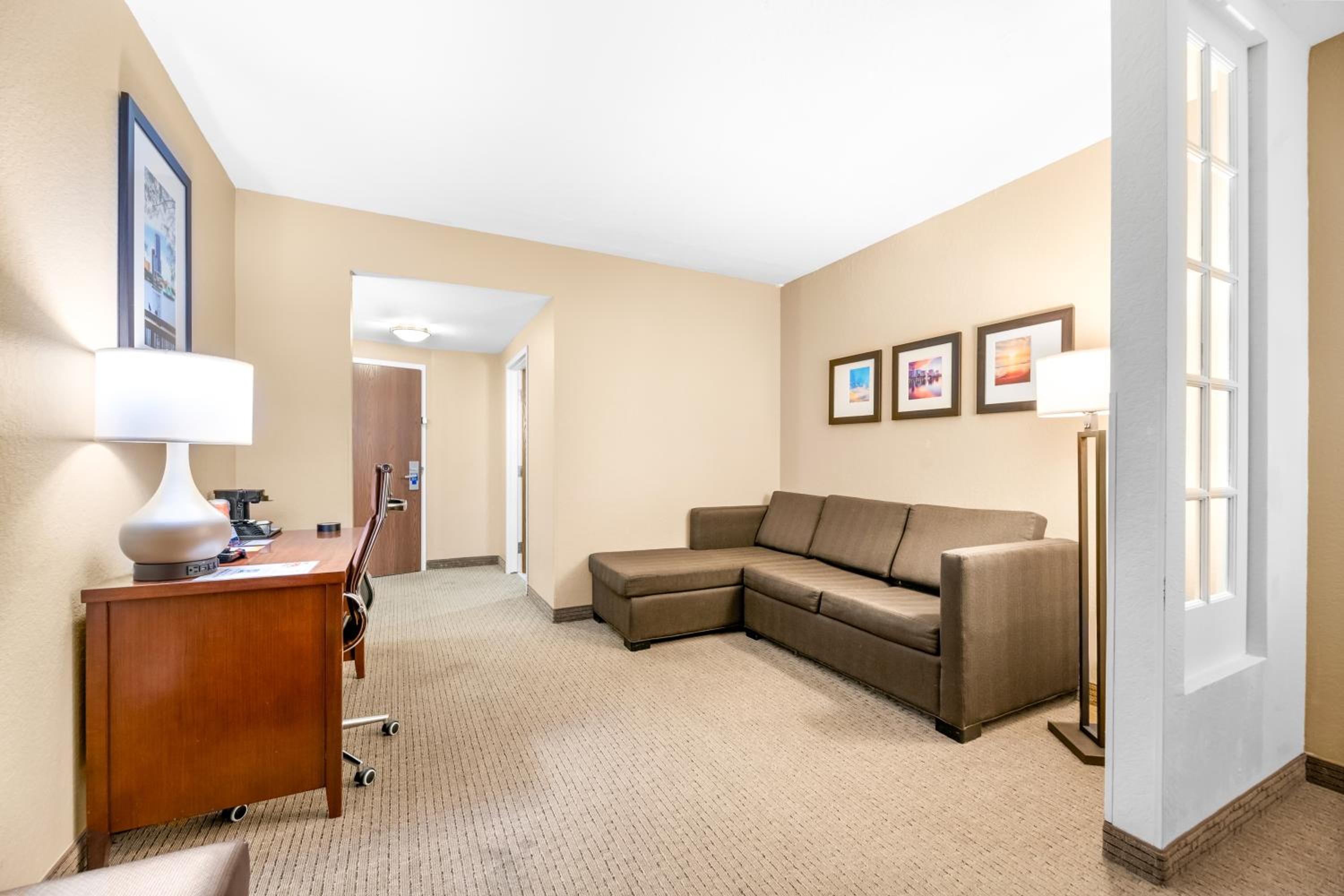 King Suite with Accessible Tub - Accessible/Non-Smoking