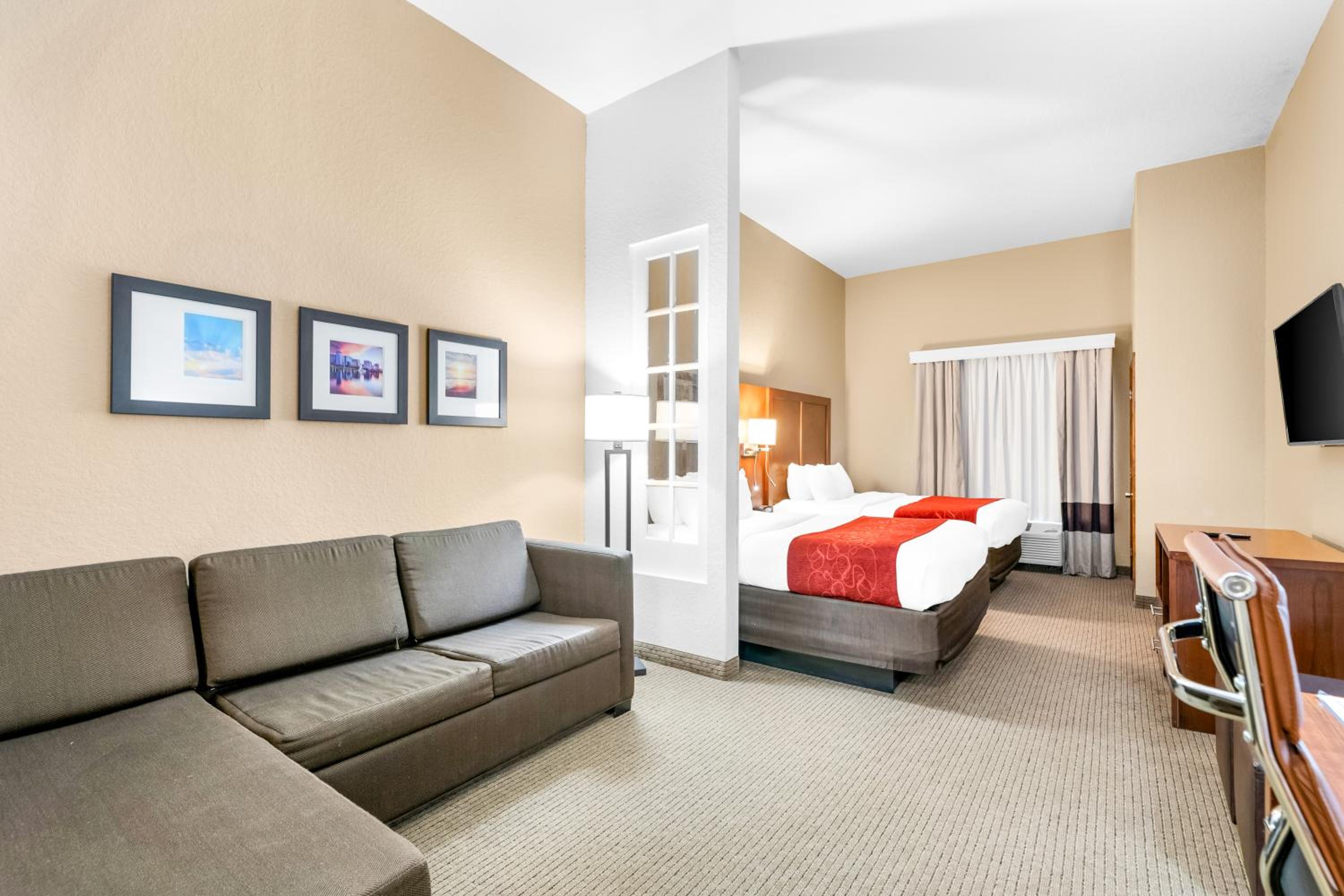 Queen Suite
