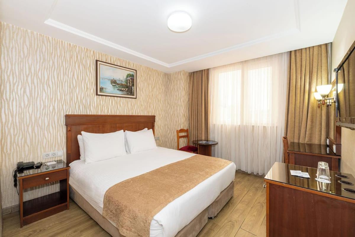 Budget Double or Twin Room photo 3