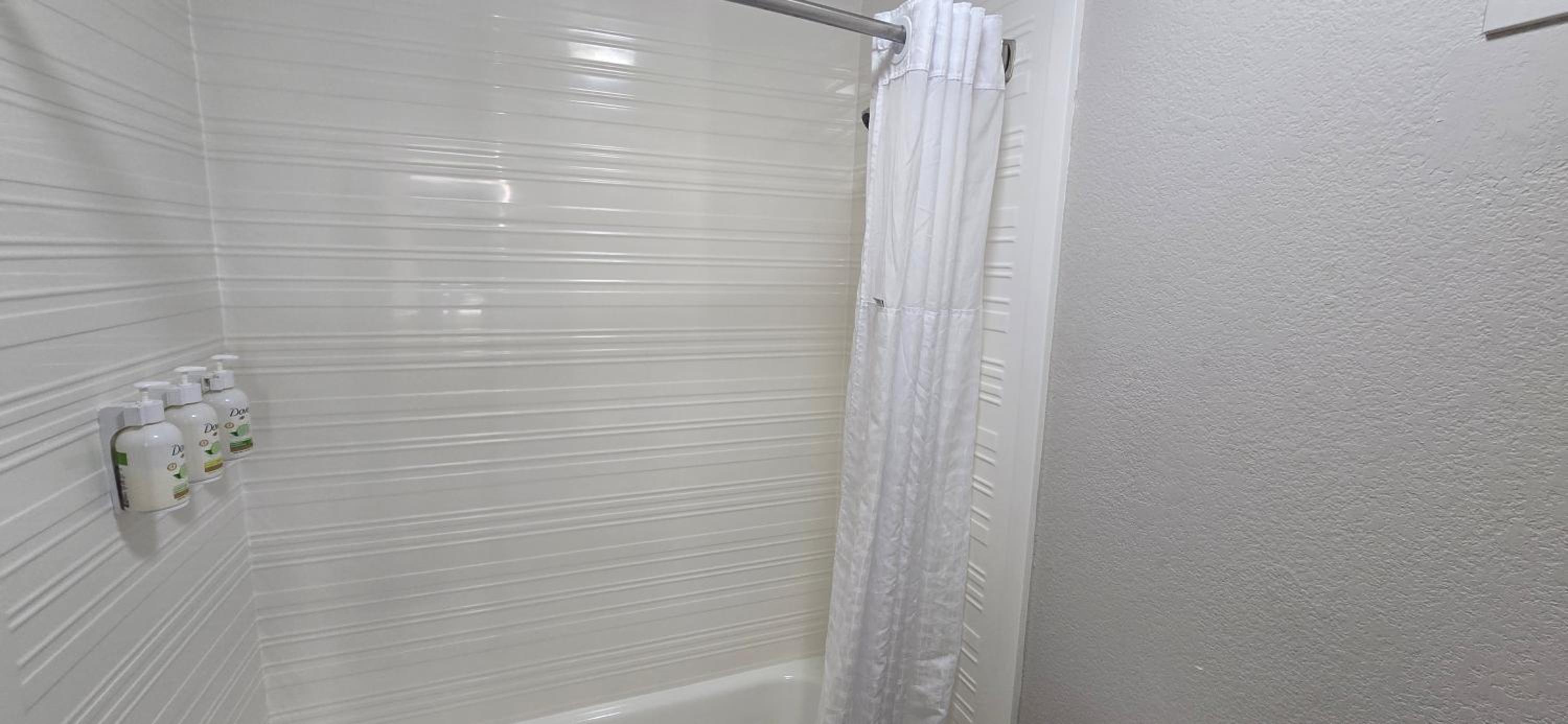 Queen Room with Roll-In Shower - Mobility/Hearing Accessible - Non-Smoking photo 1