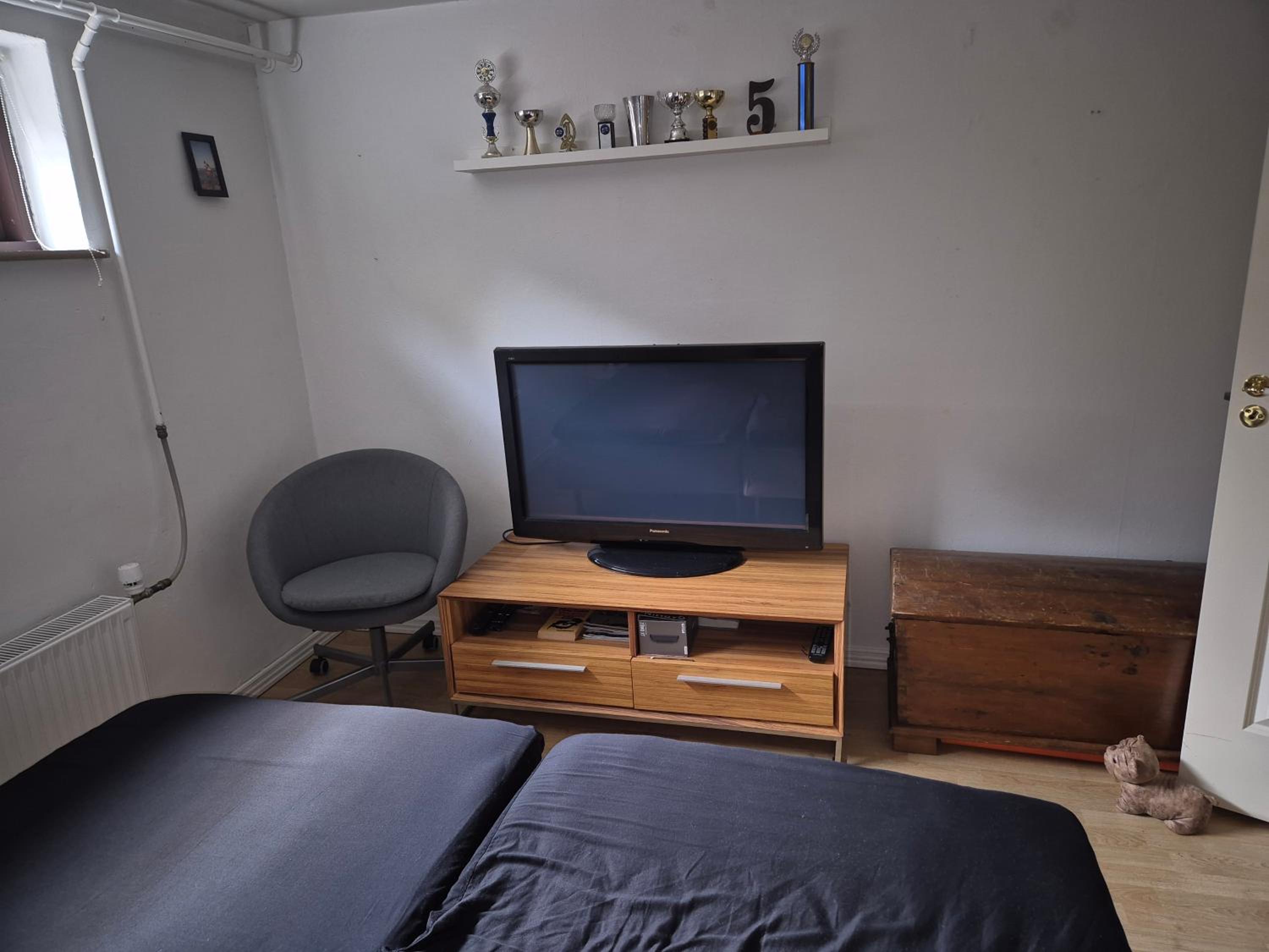 Budget Double Room photo 3