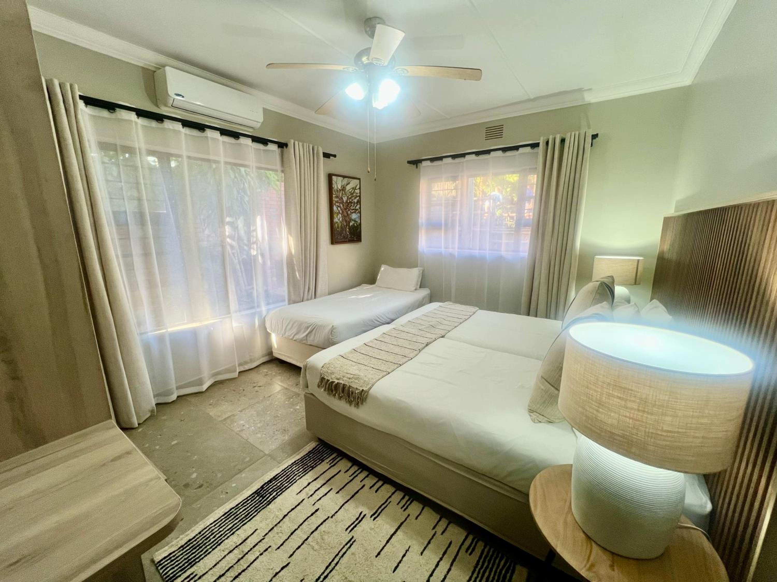 Deluxe Double or Twin Room with Garden View photo 2