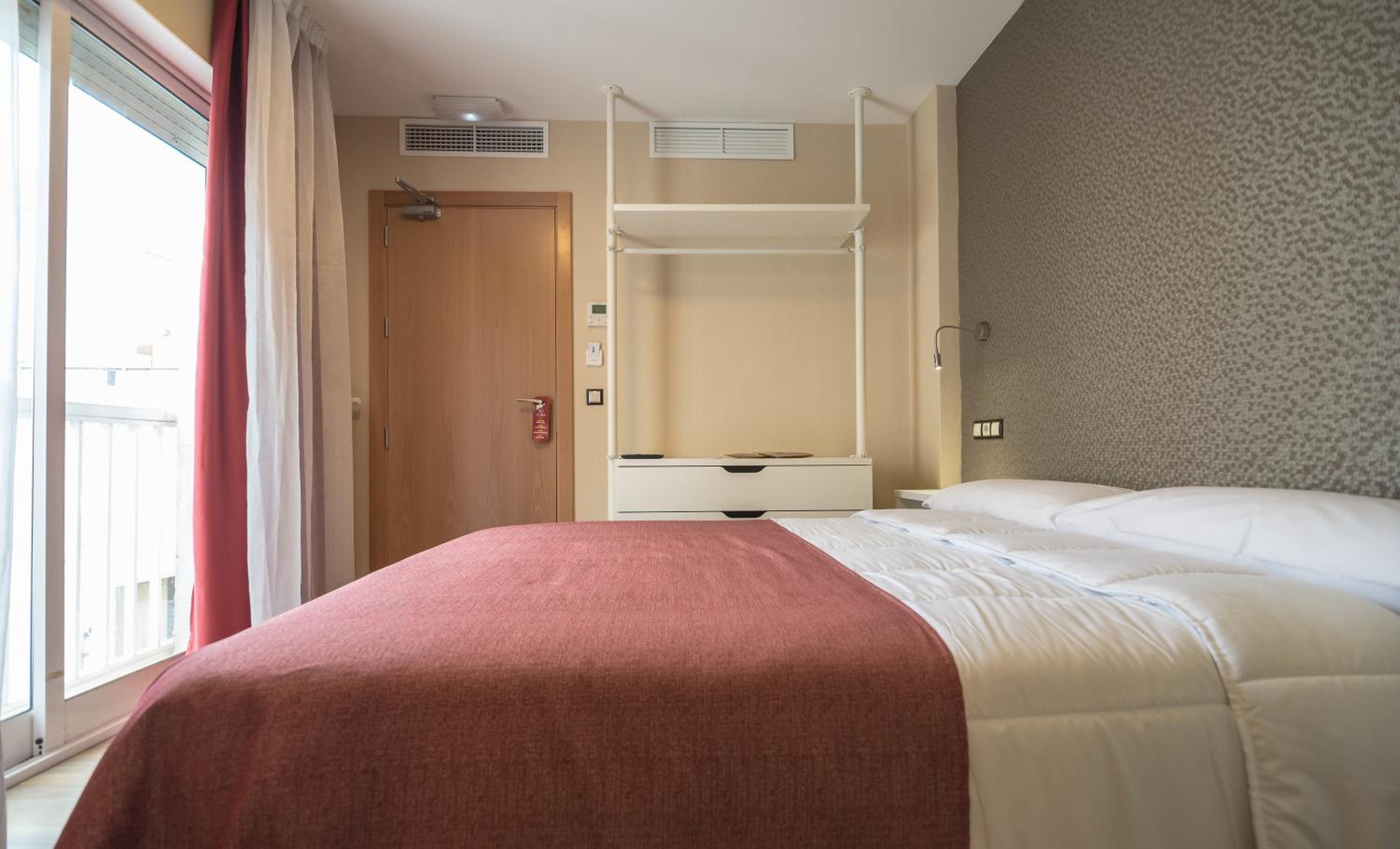 Habitación Doble con Bañera de Hidromasaje