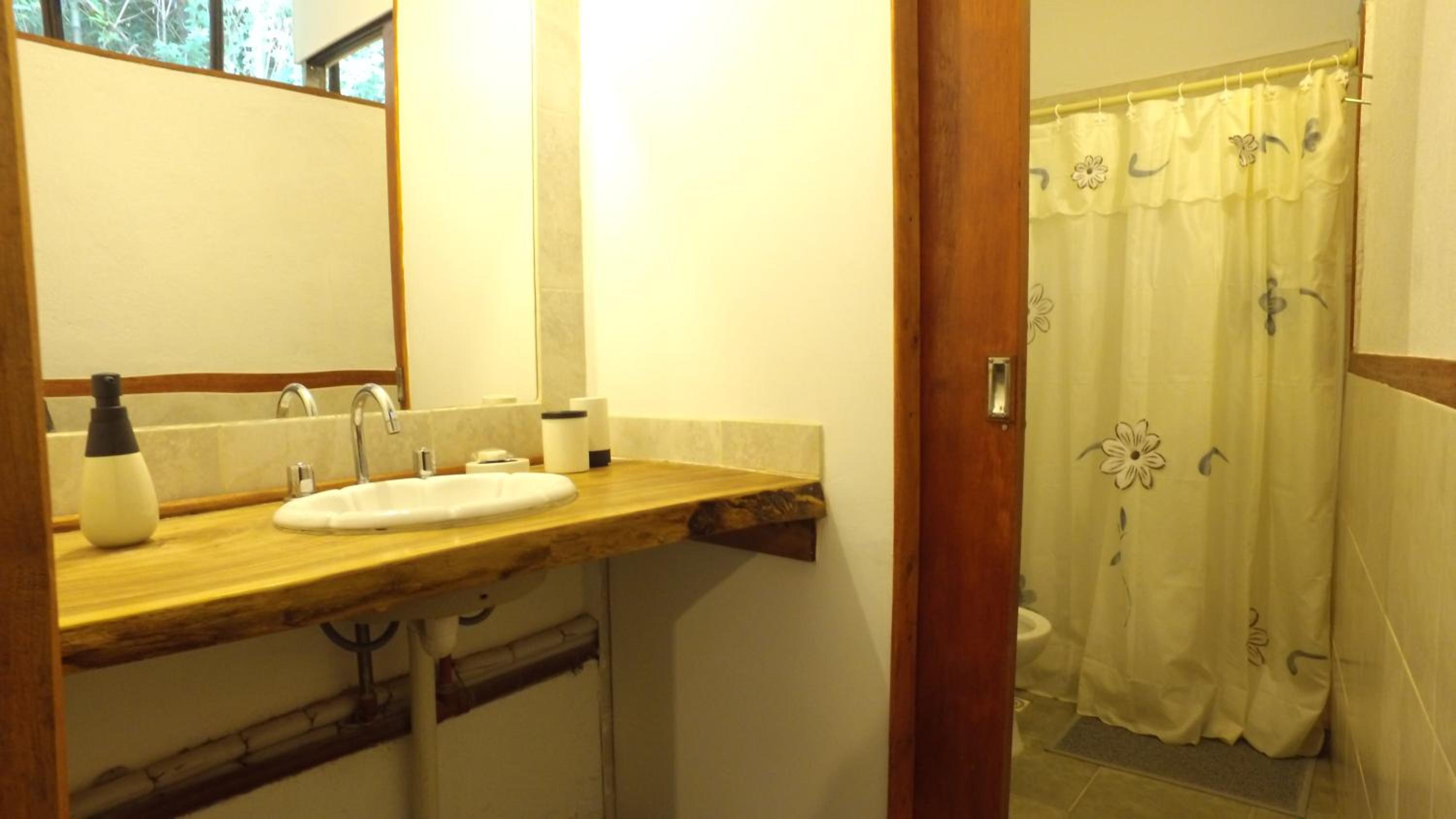 One-Bedroom Bungalow photo 2