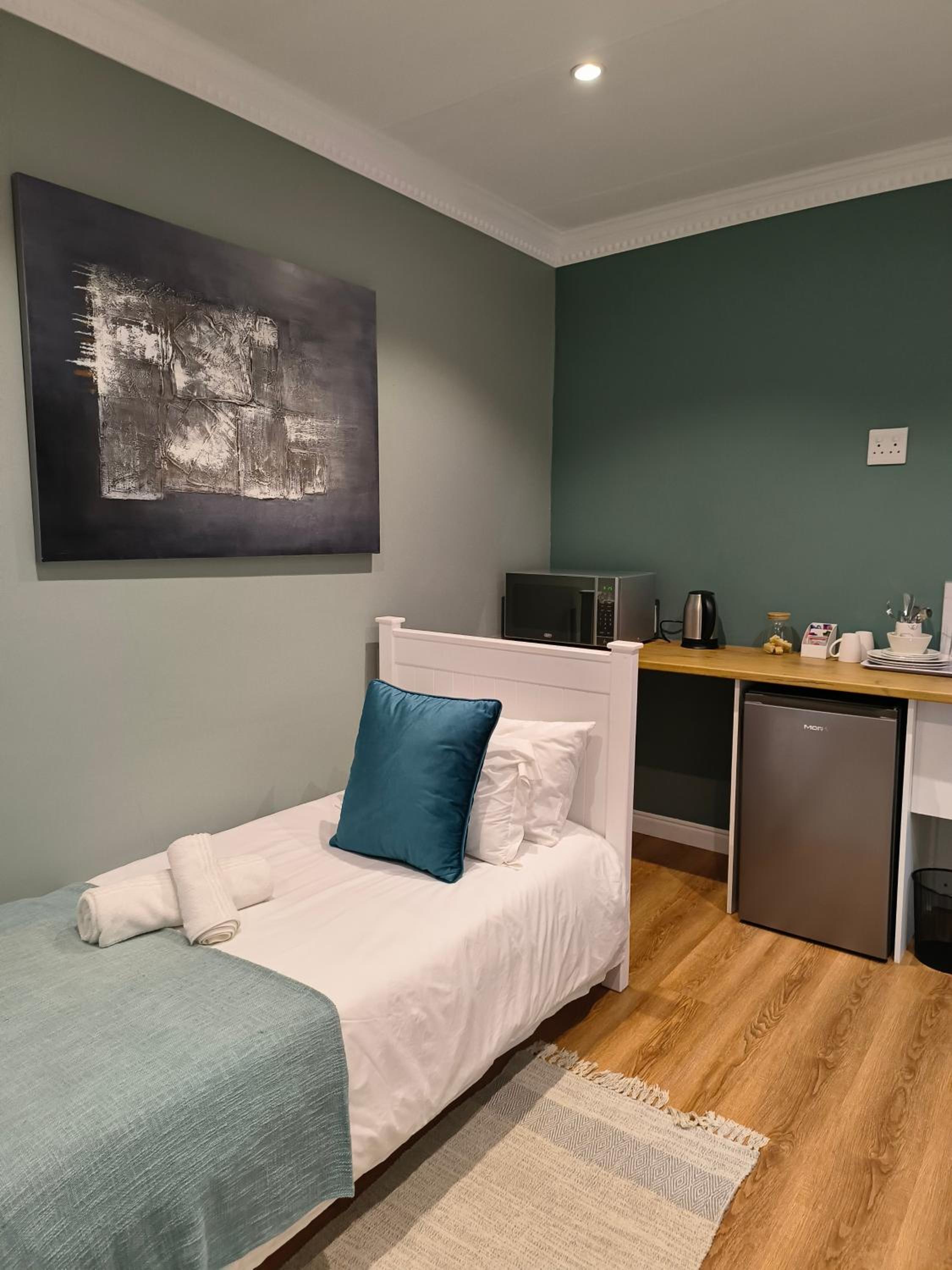 Deluxe Family Room photo 2