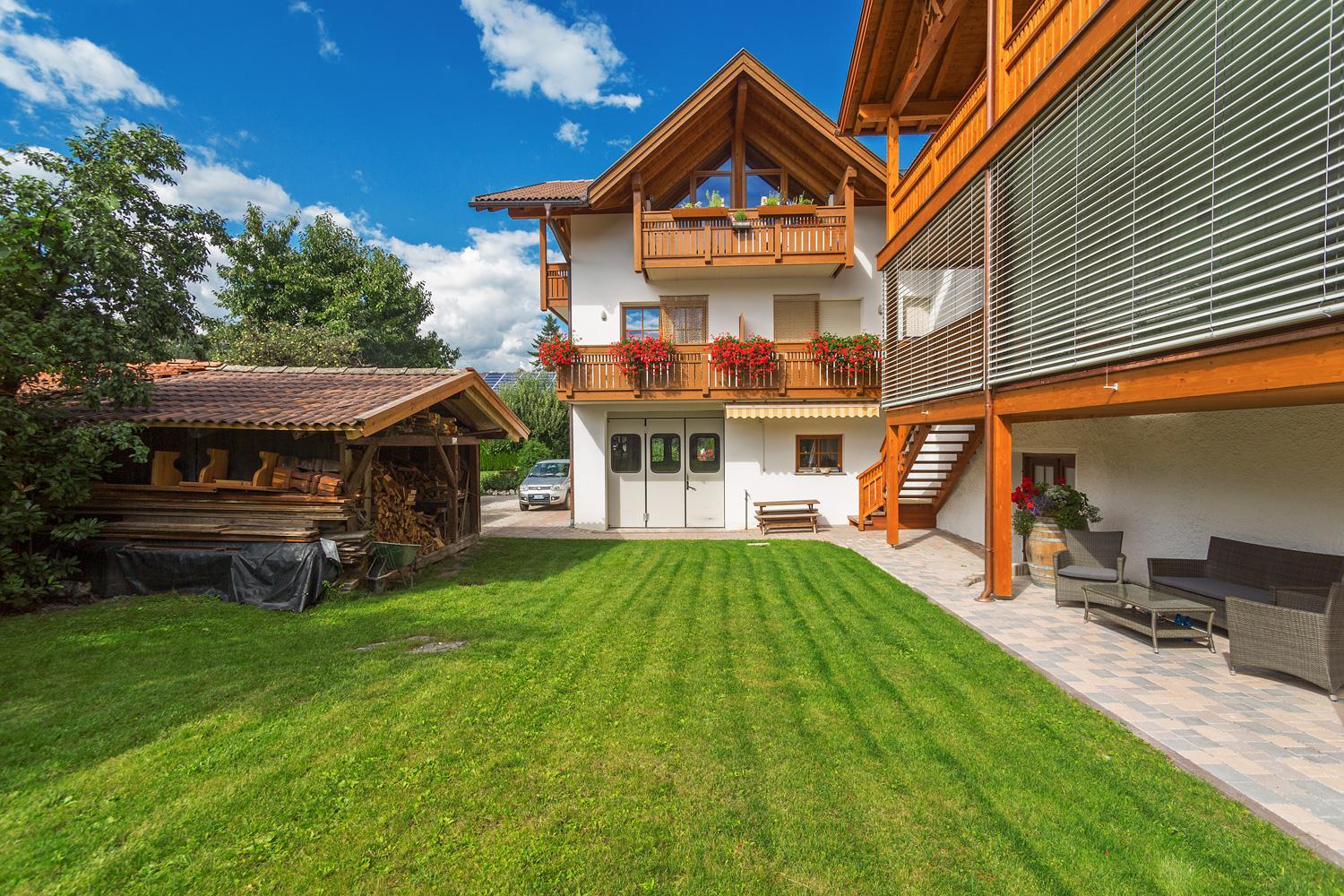 Apartment with Balcony
