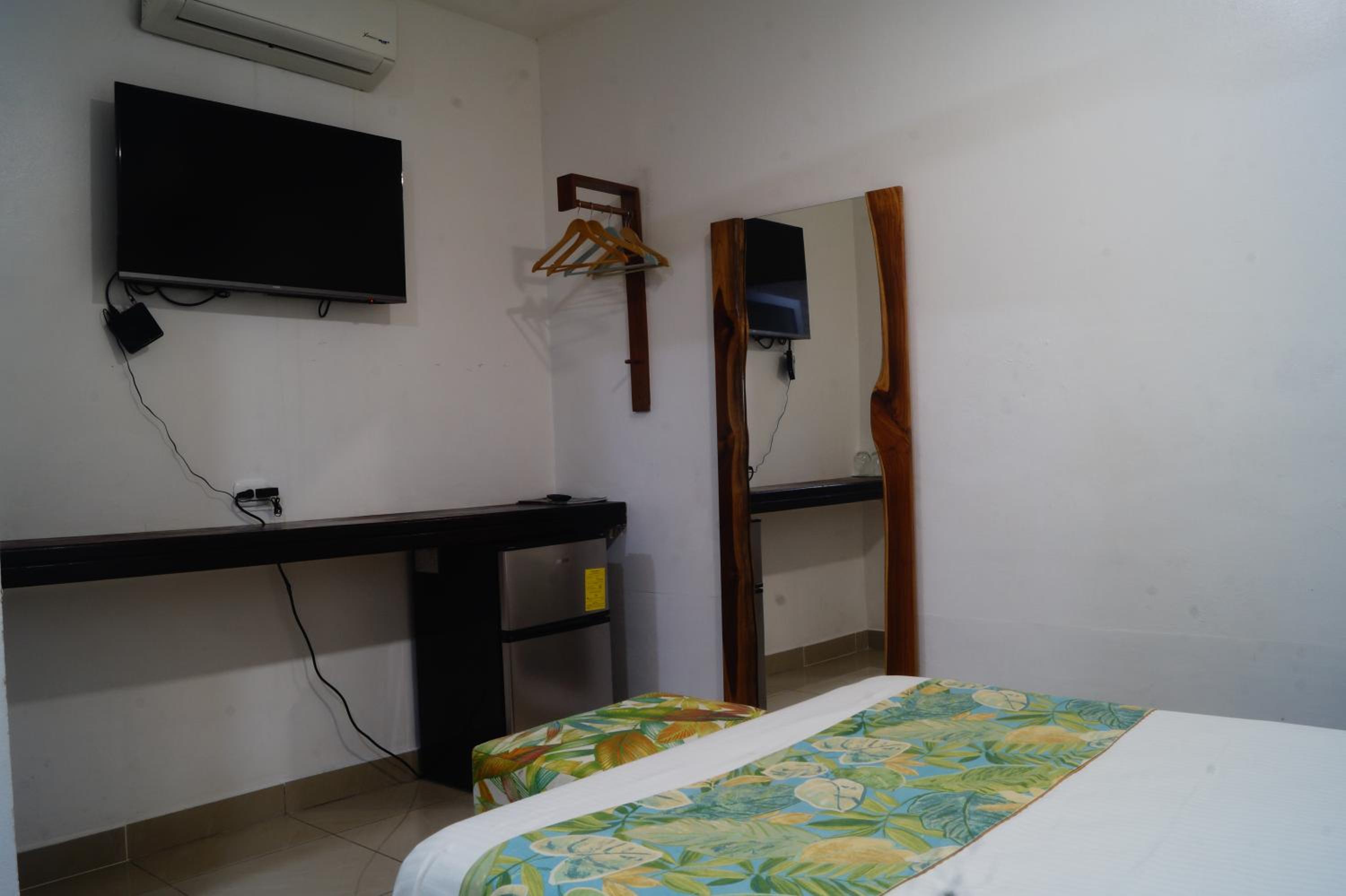 Quarto Duplo com Casa de Banho Privativa
