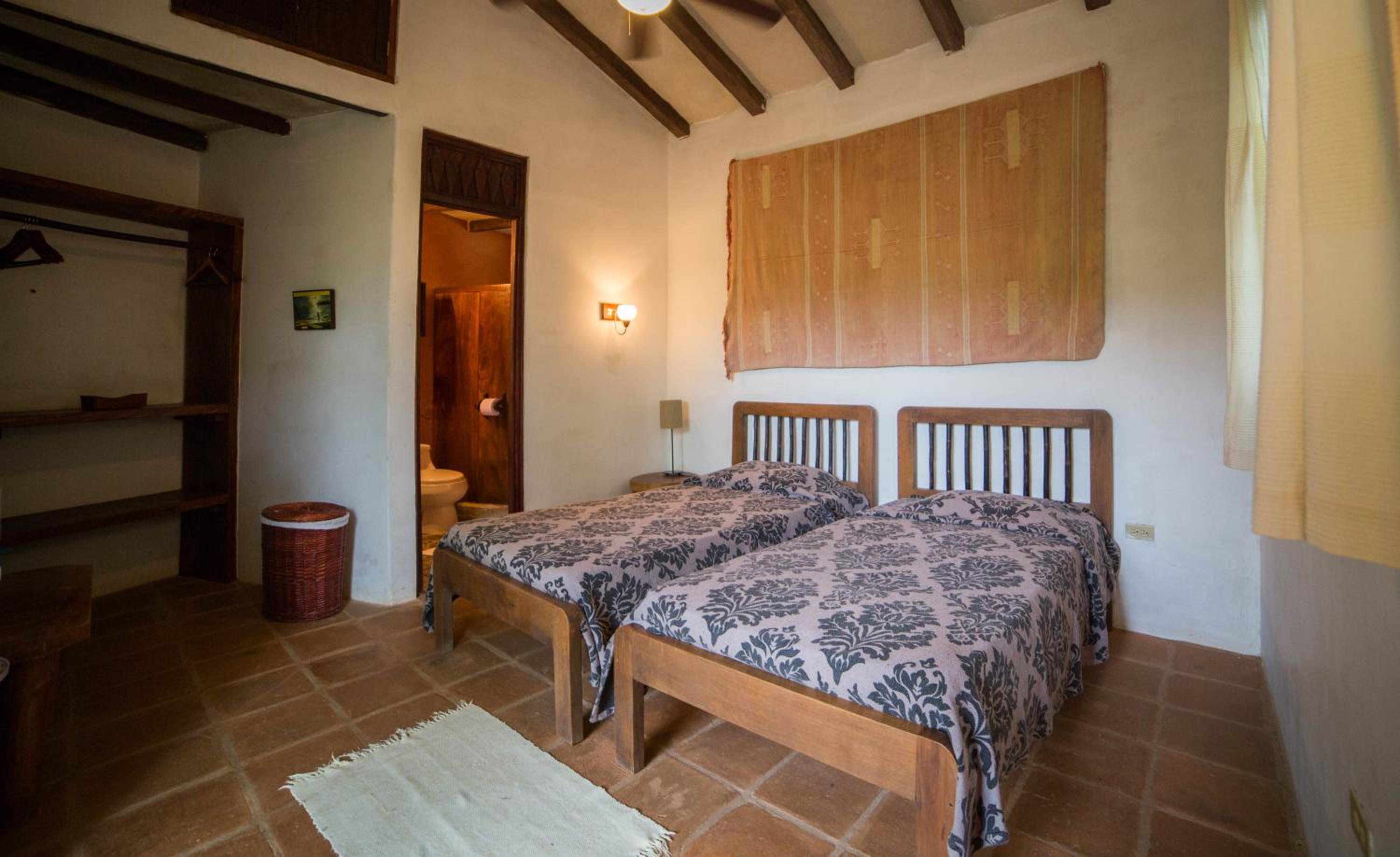 Double Room with Private Bathroom photo 1