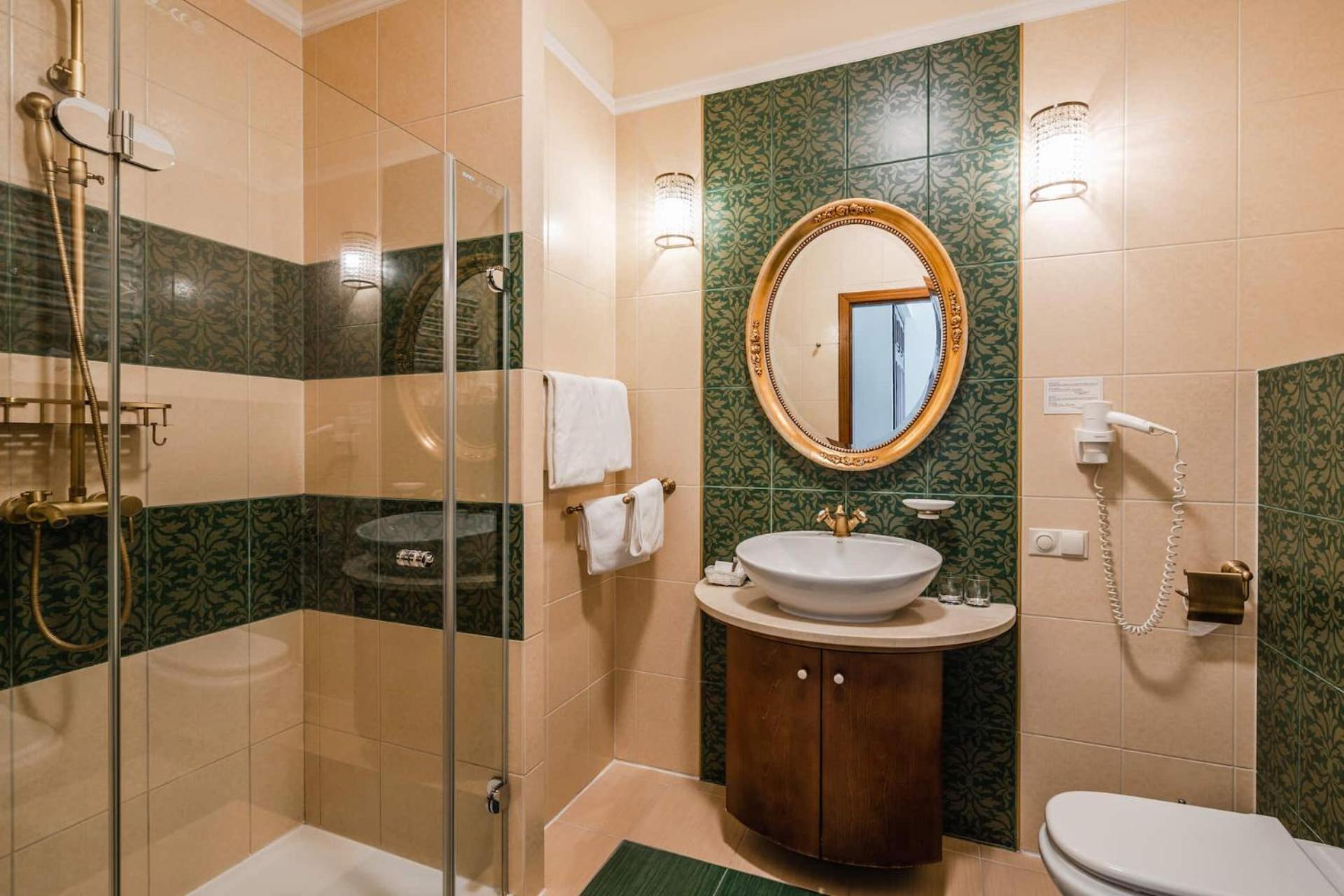 Deluxe Junior Suite photo 3