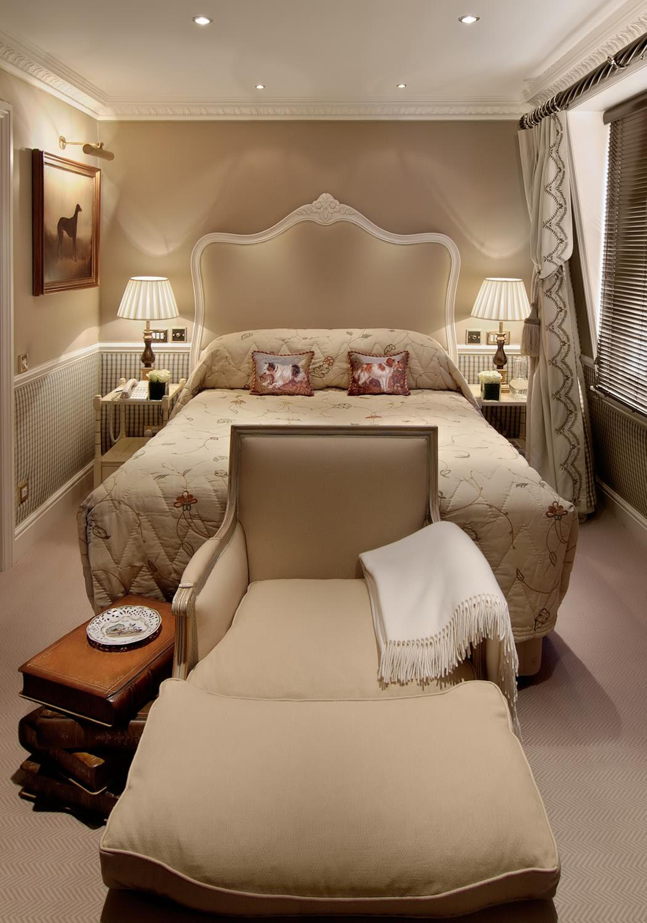 Deluxe Queen Room photo 2