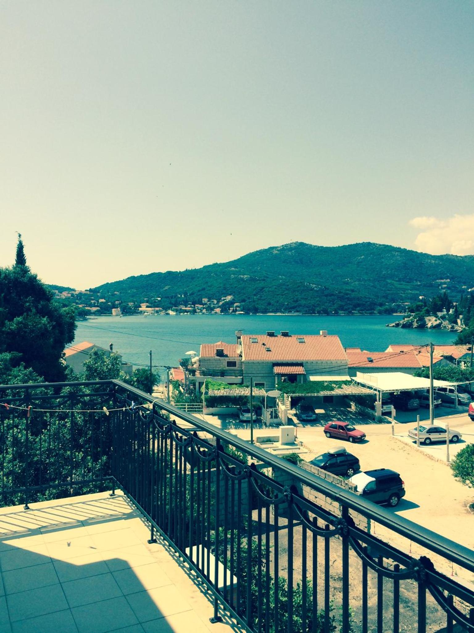 Apartment with Sea View photo 2