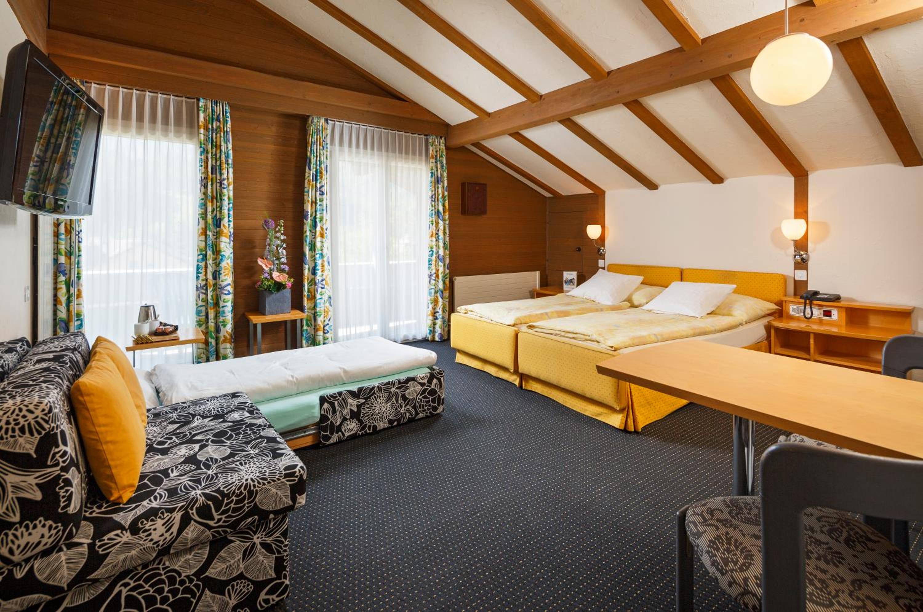 Standard Quadruple Room - Photo 1