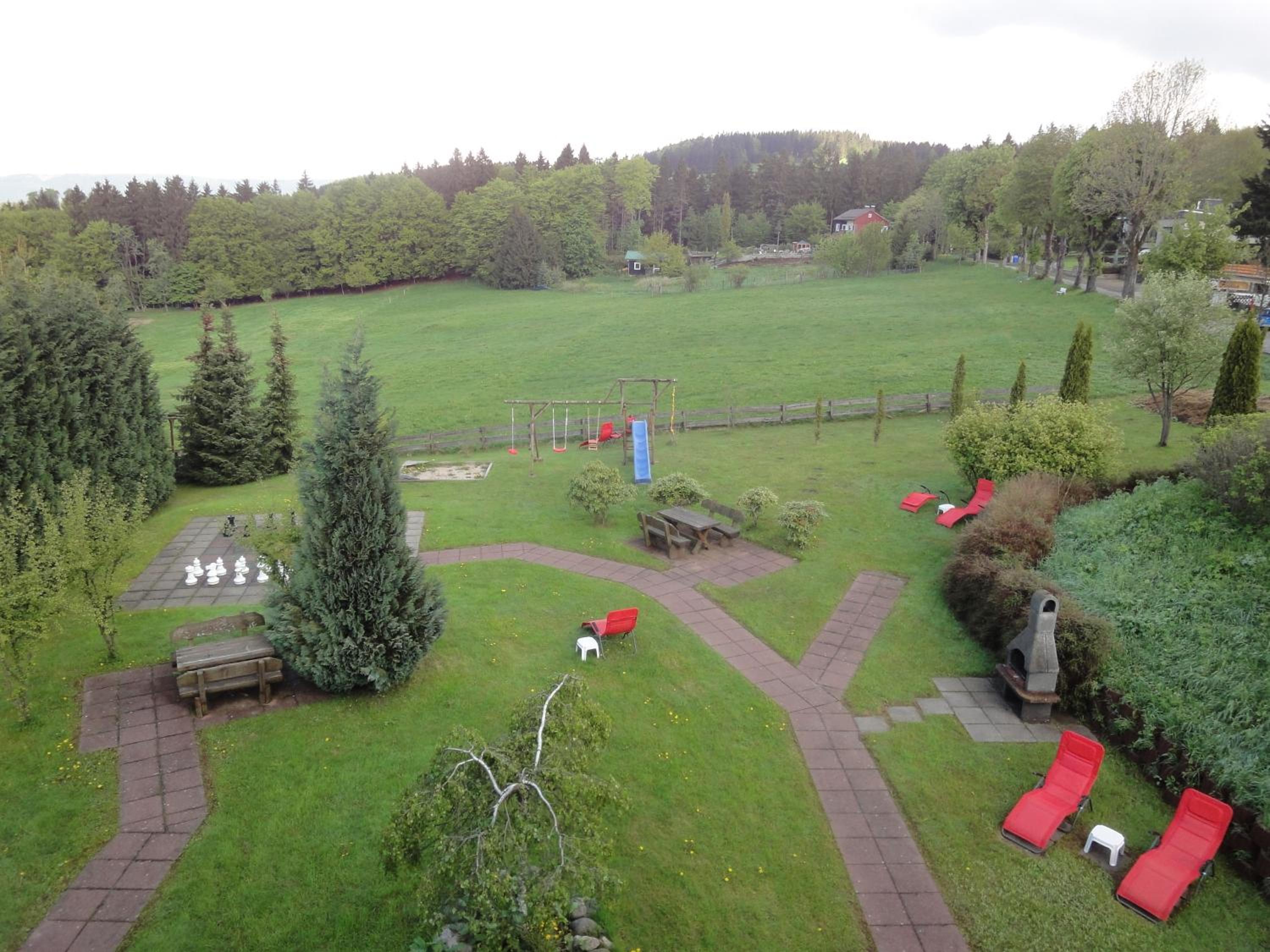 One-Bedroom Apartment - Photo 8