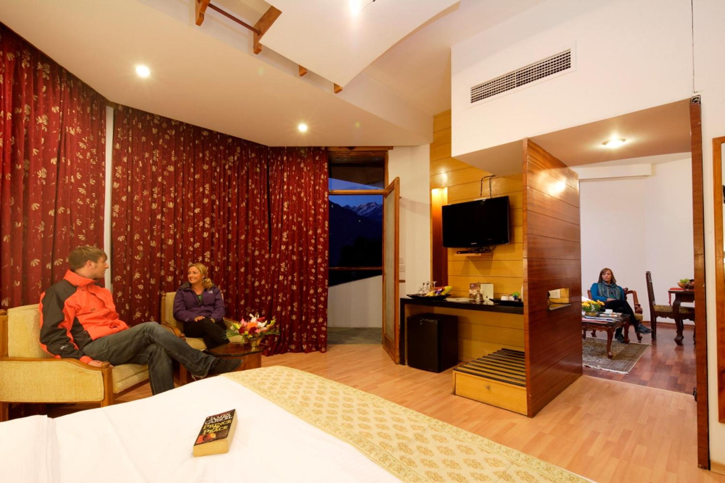 Deluxe Suite - Rs.500/person credit on SPA usage - Photo 6