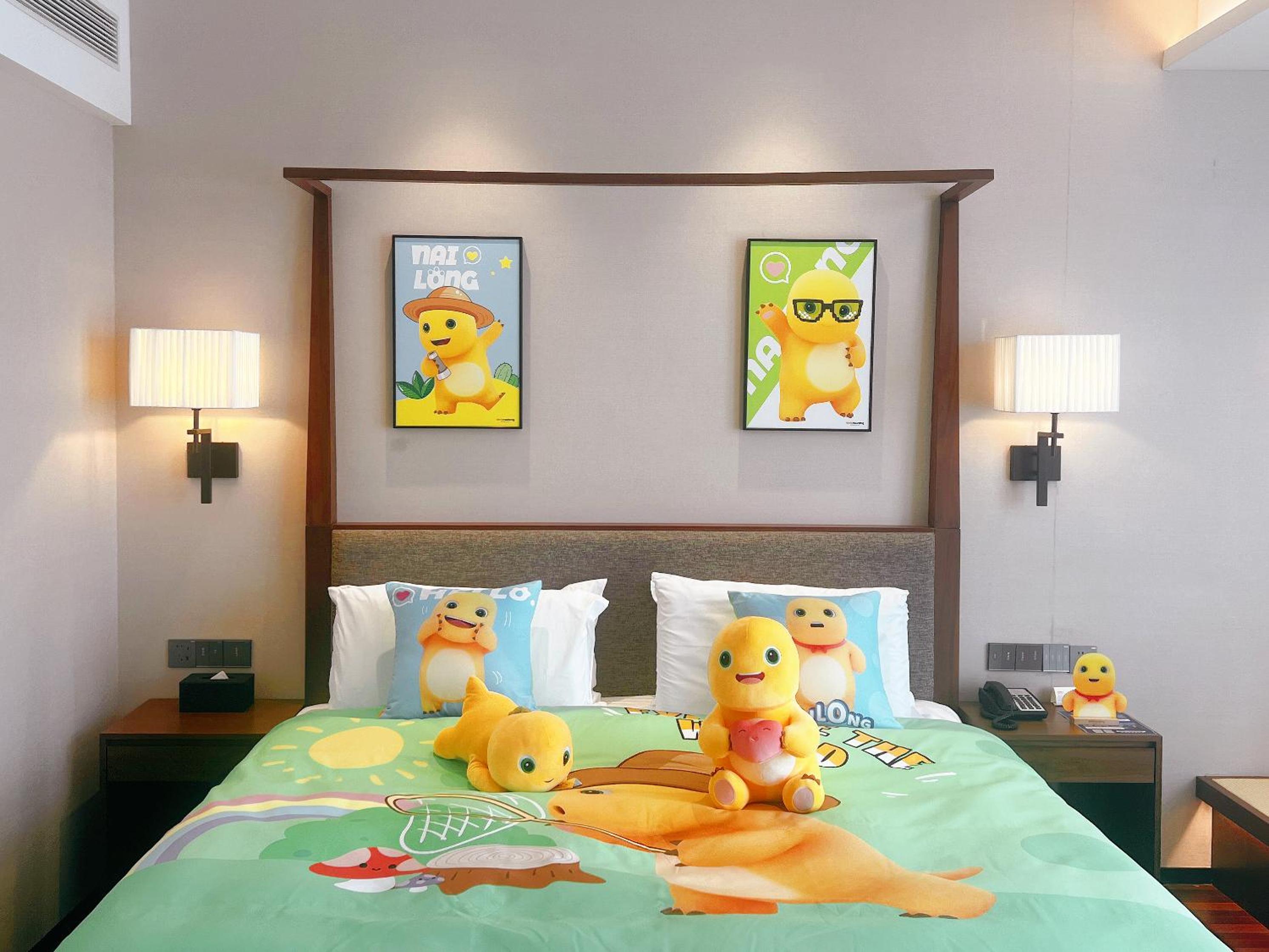Deluxe Family Room photo 1