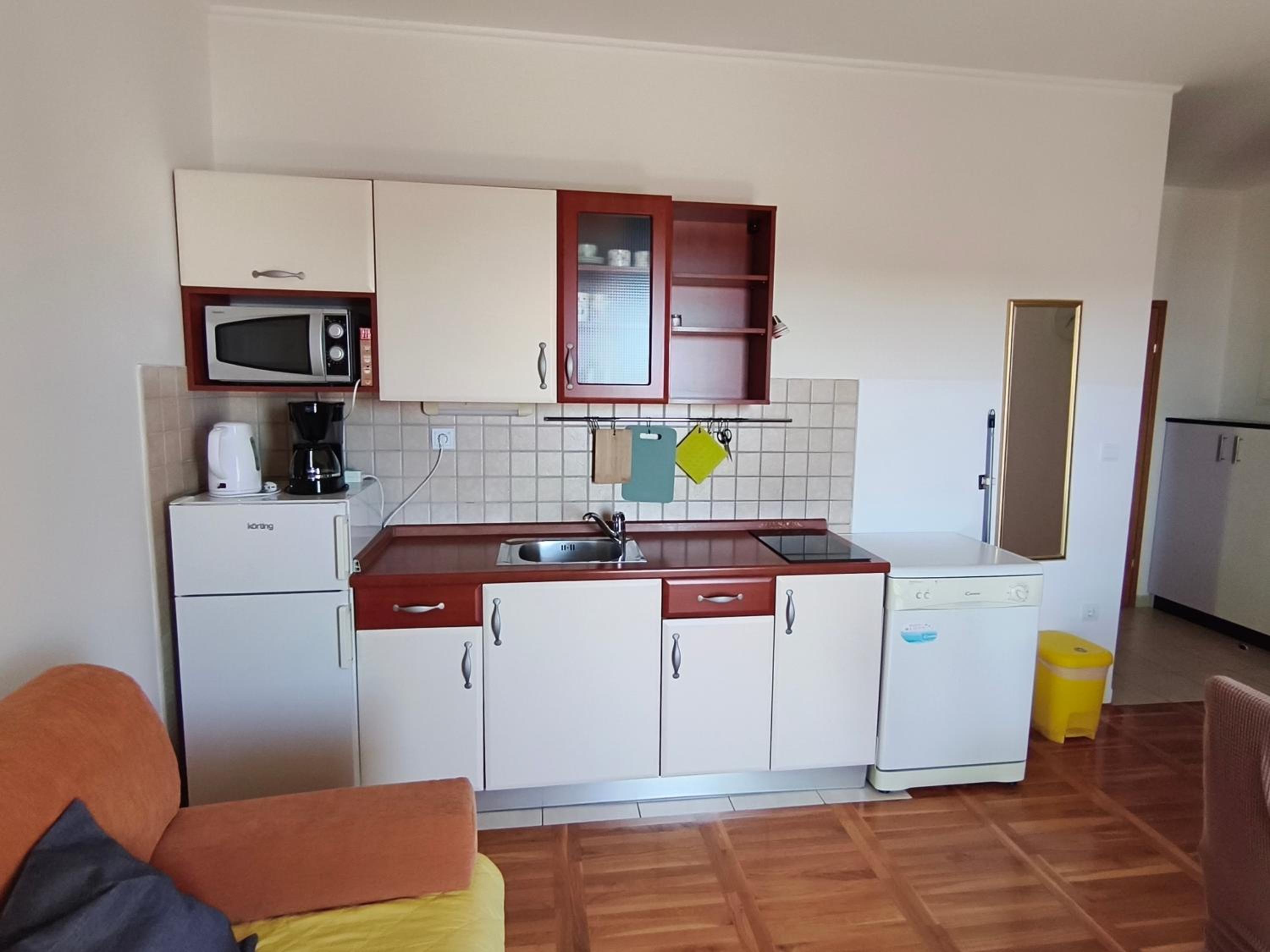 Apartment photo 1