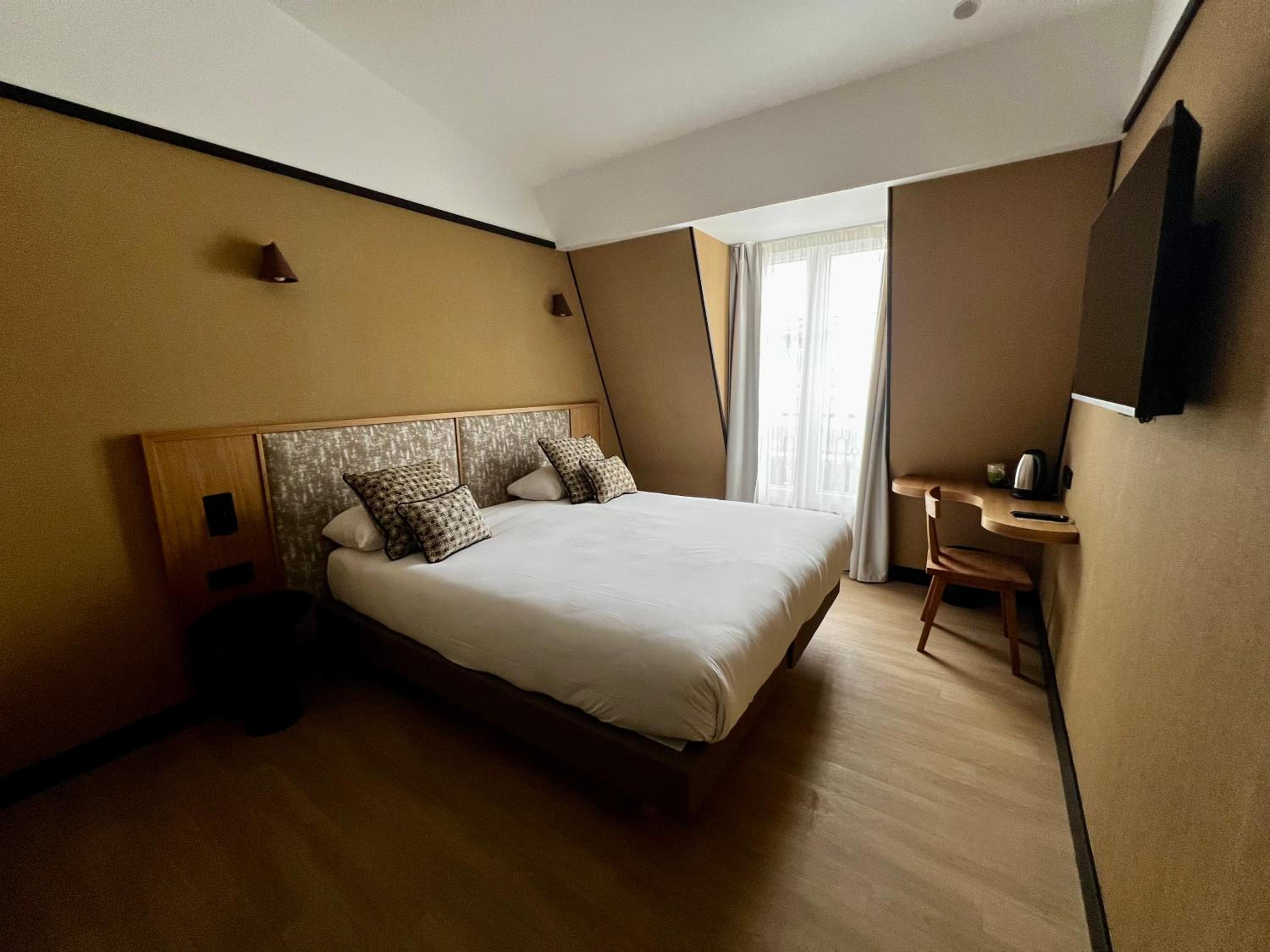 Superior Double Room - accessible by stairs only photo 2