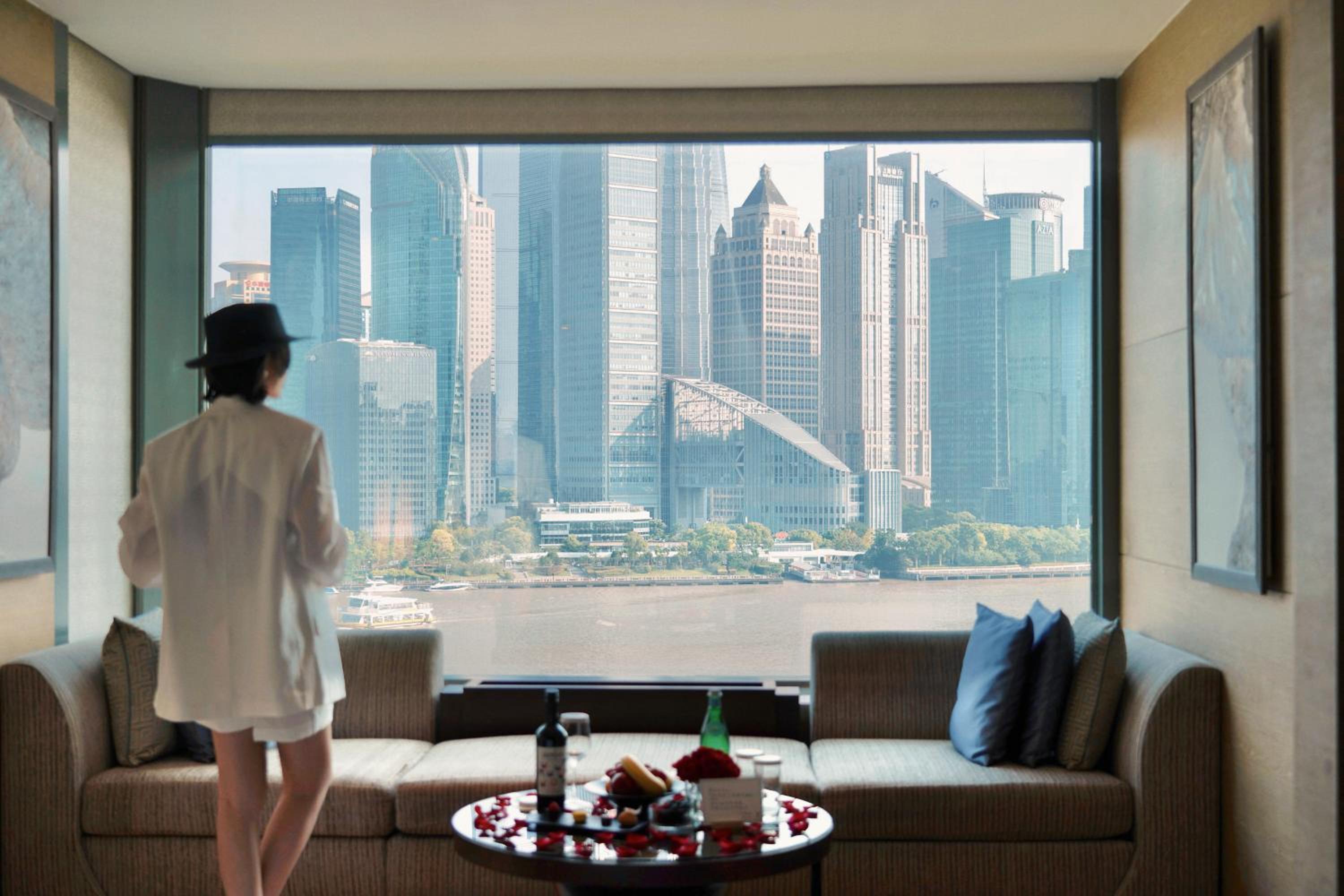 大河景套房